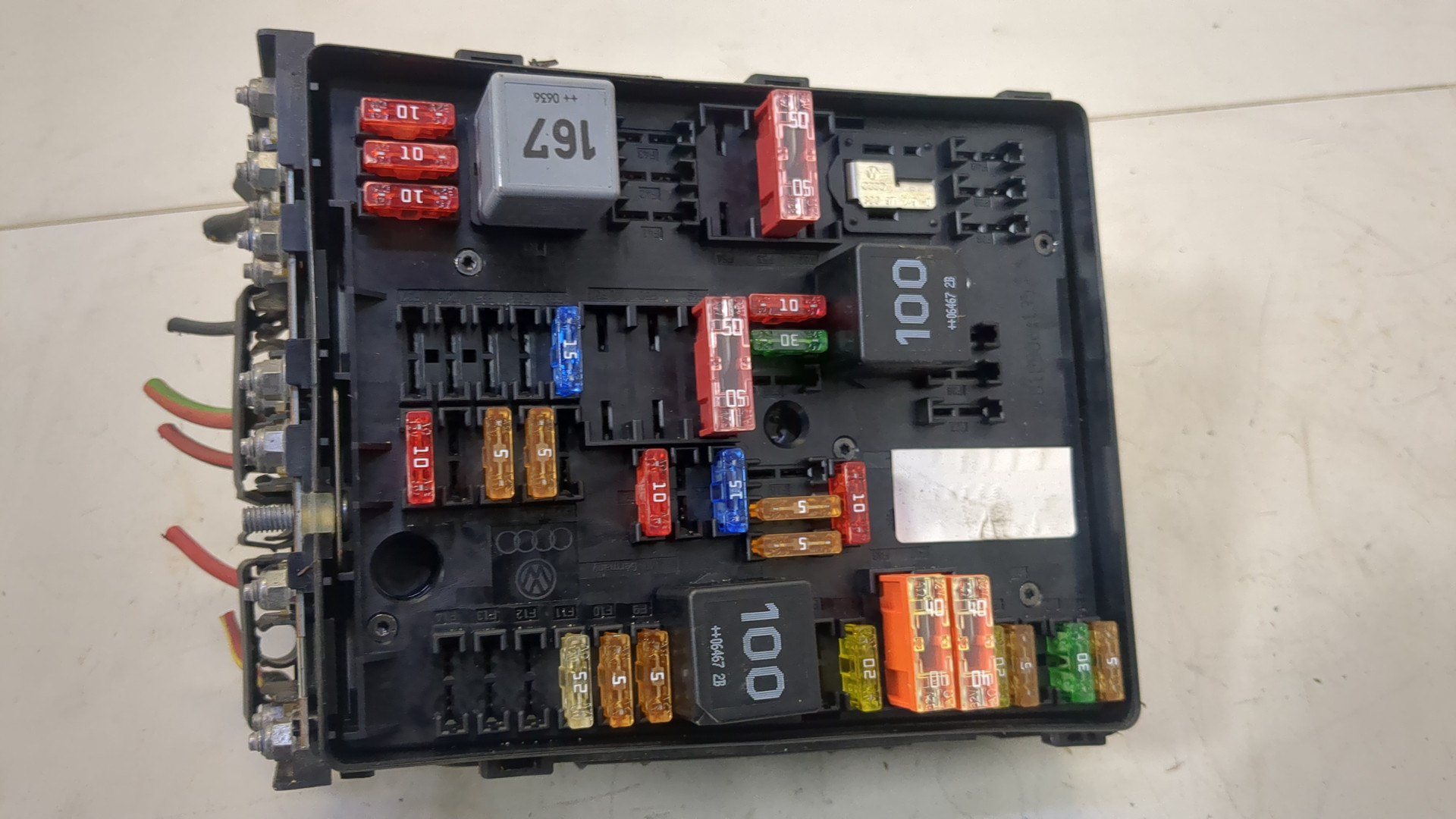 Блок предохранителей