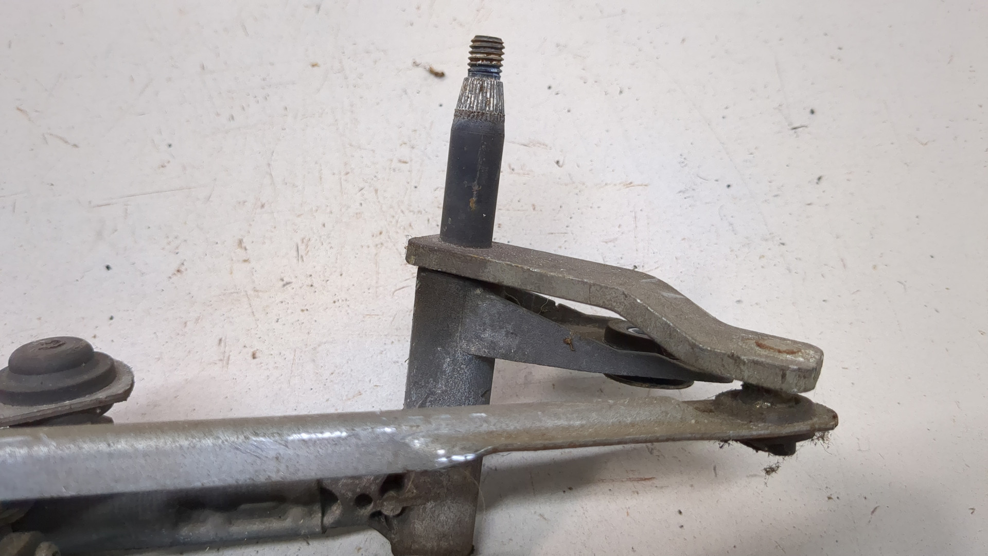 Трапеция стеклоочистителей