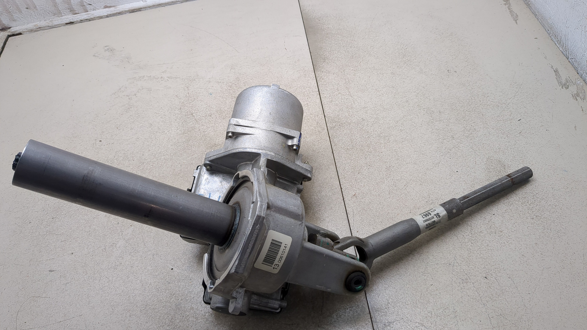 Серводвигатель рулевой рейки