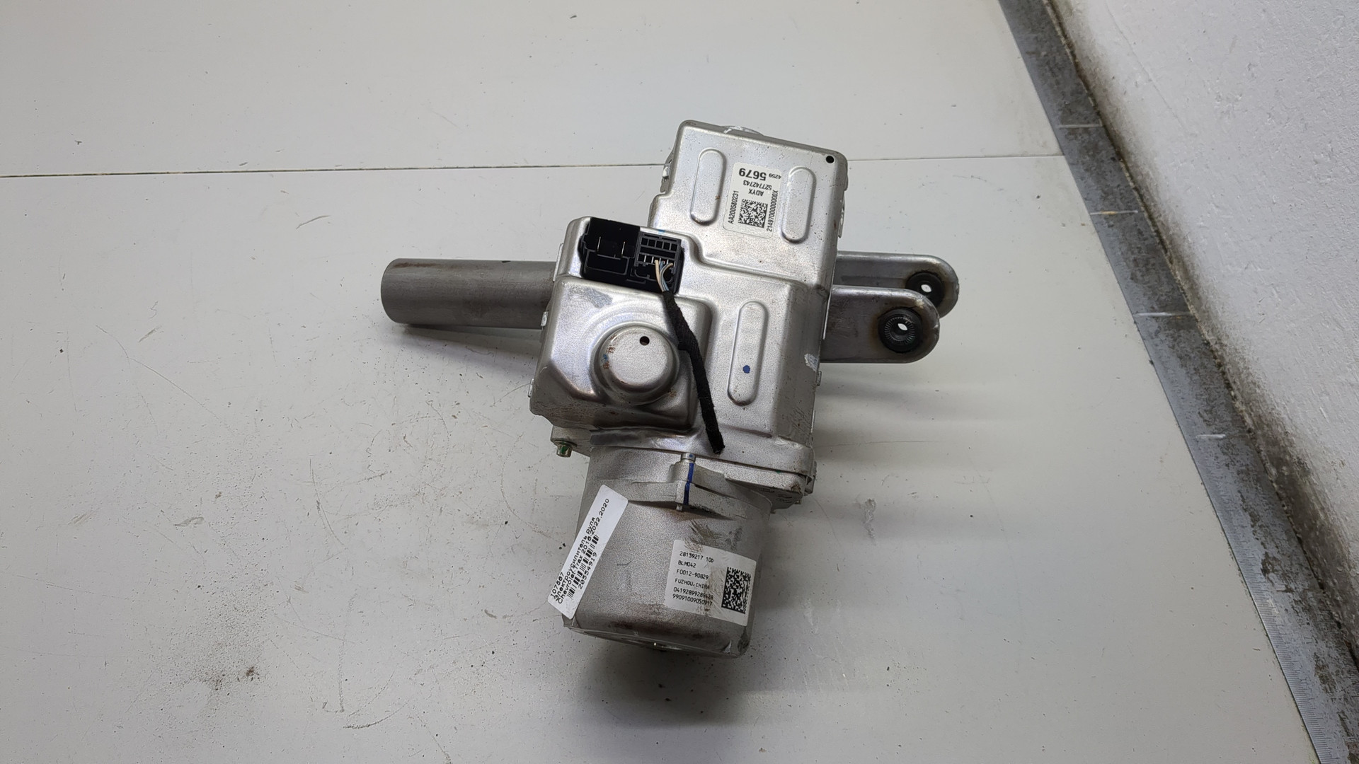 Серводвигатель рулевой рейки