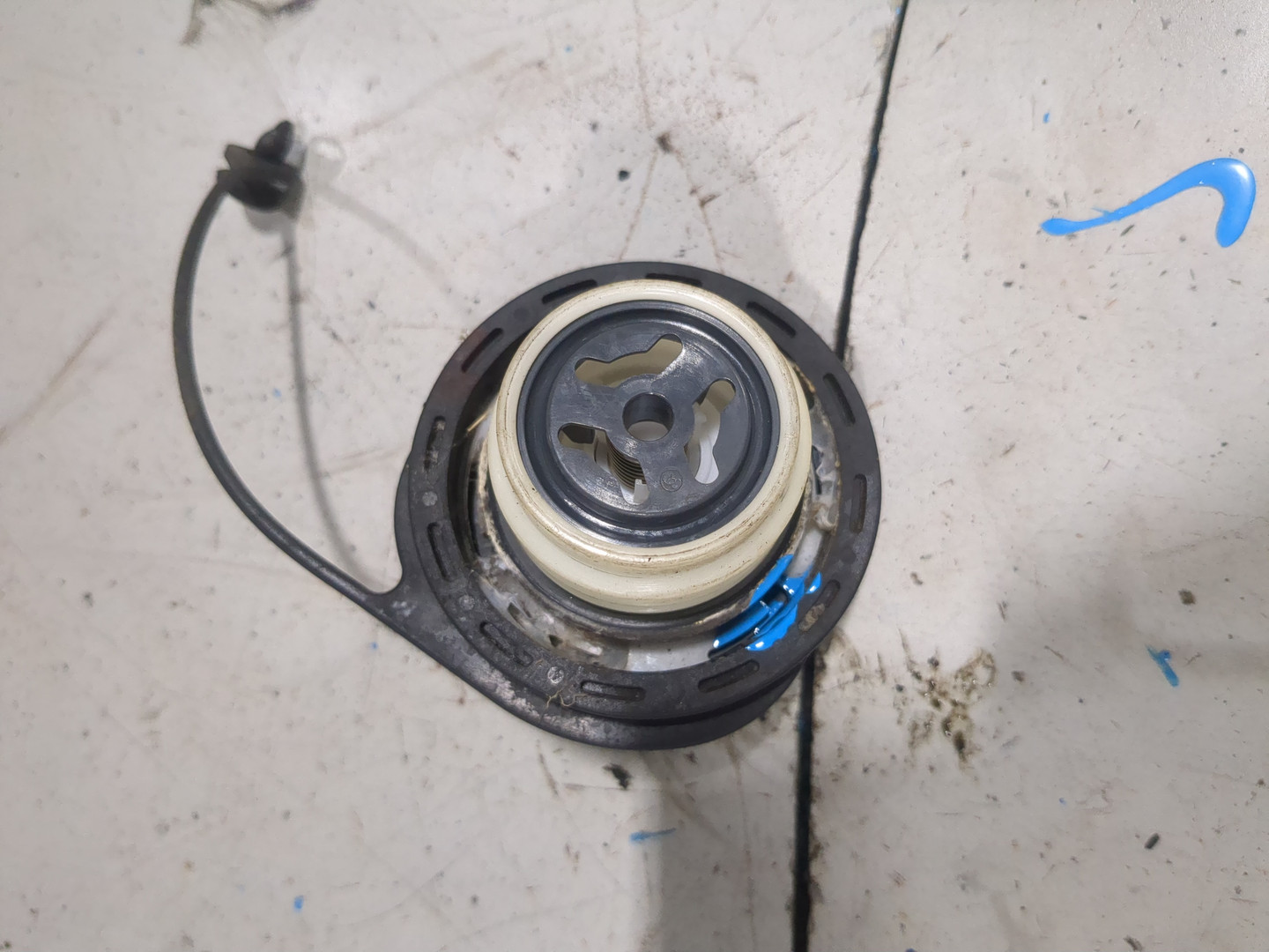 Крышка бензобака