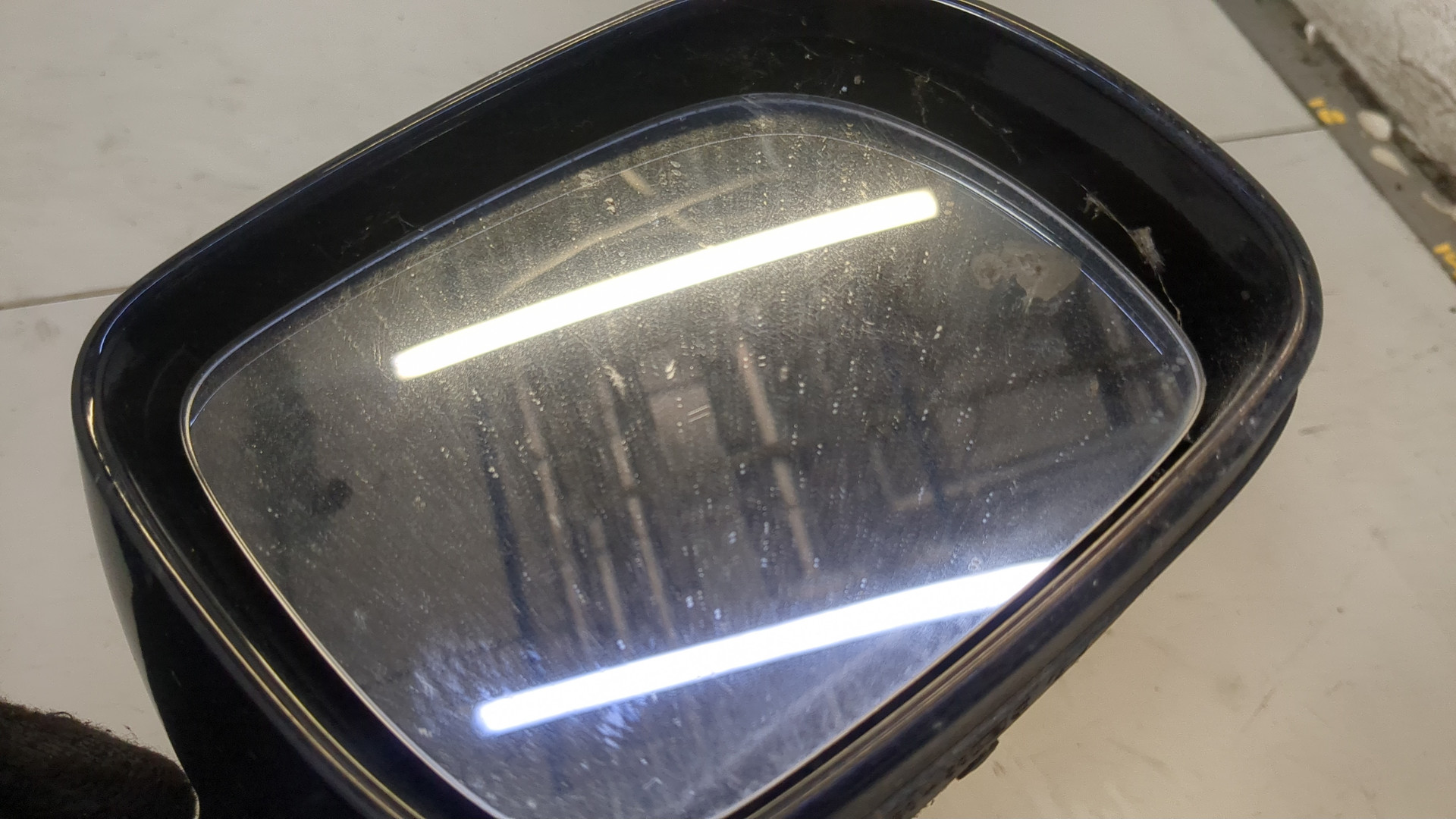 Зеркало правое электрическое