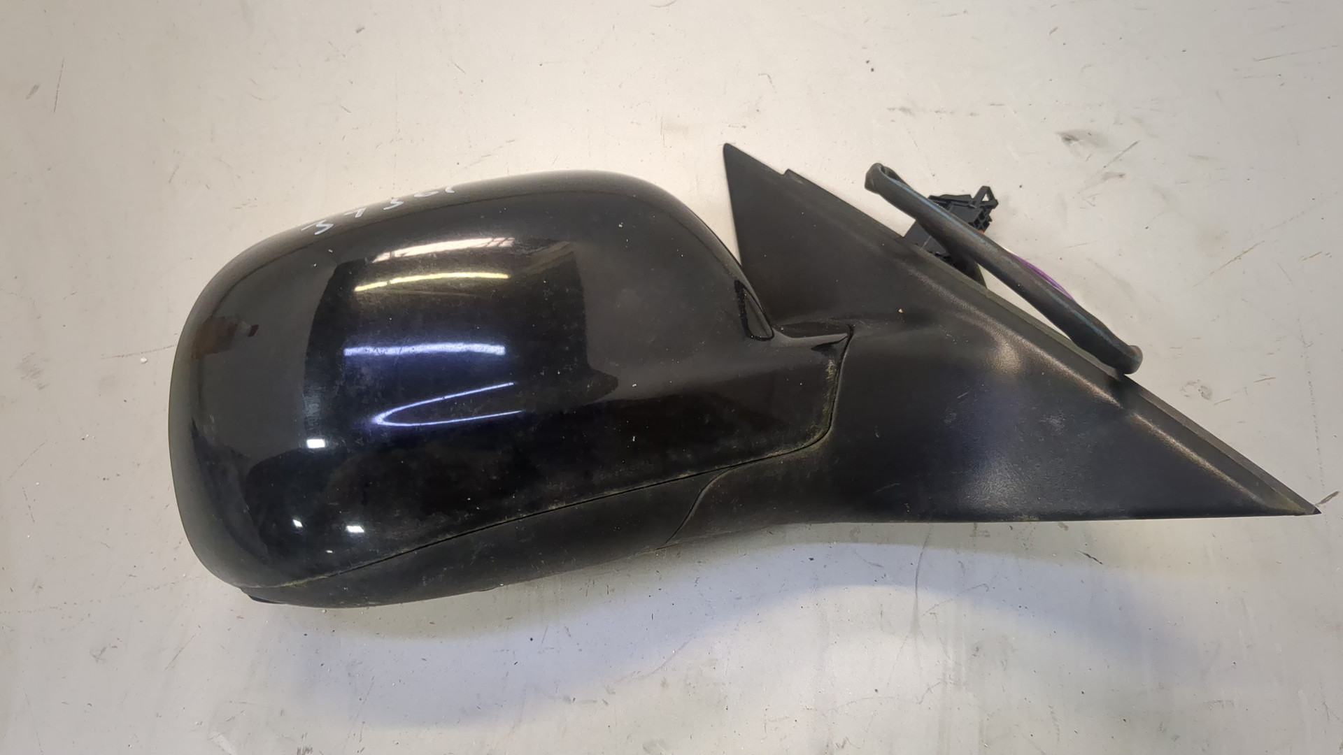 Зеркало правое электрическое