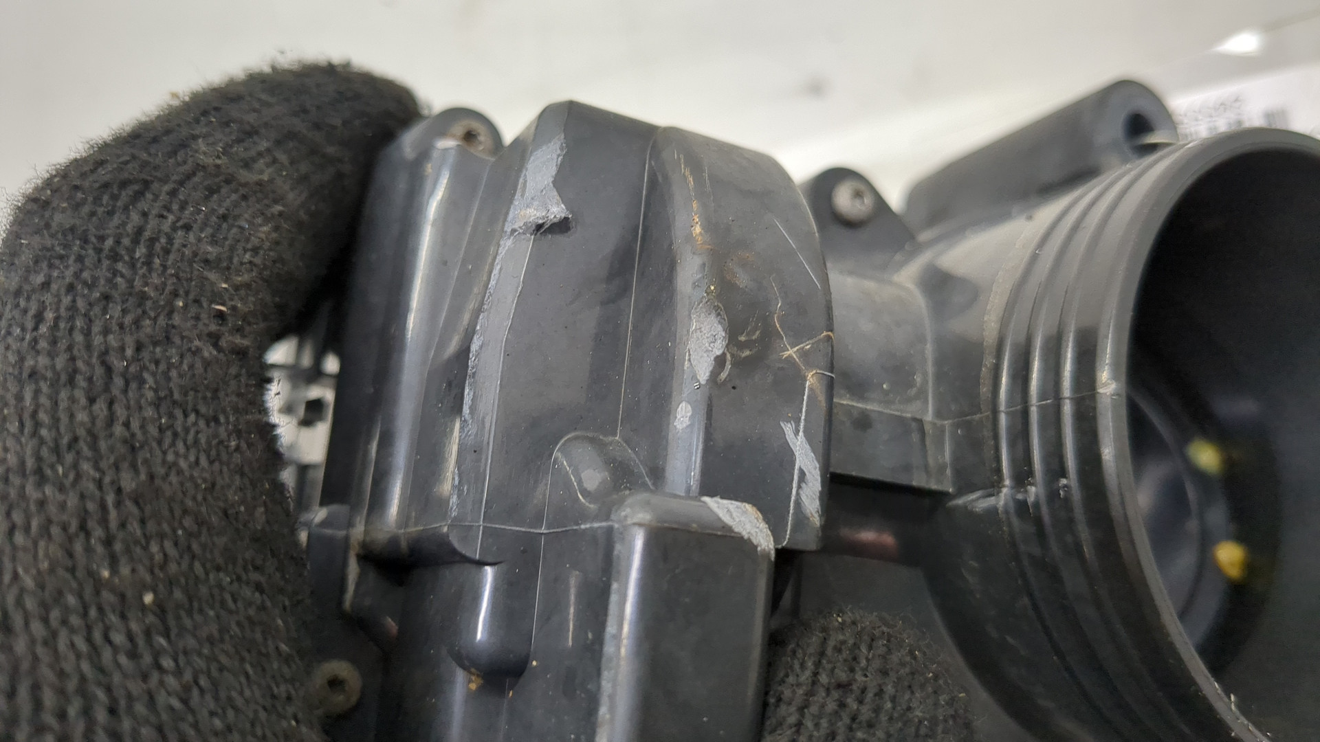 Заслонка дроссельная электрическая