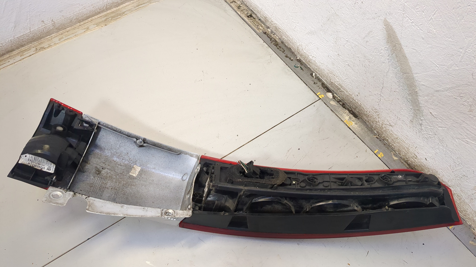 Фонарь задний правый