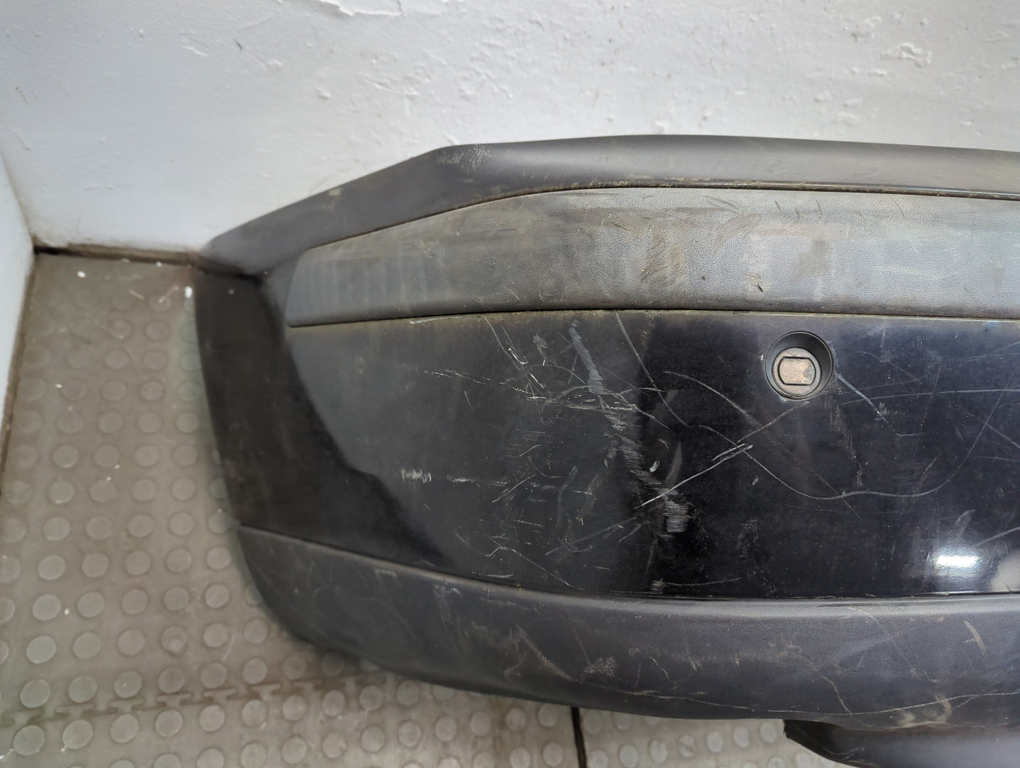 Бампер задний