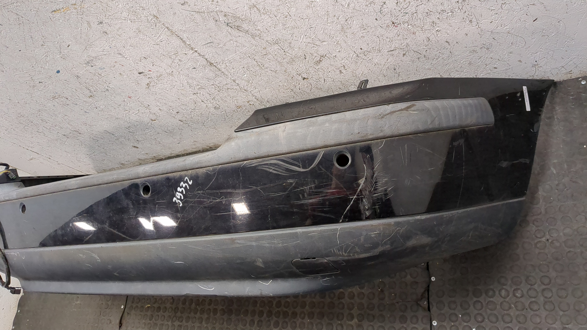 Бампер задний