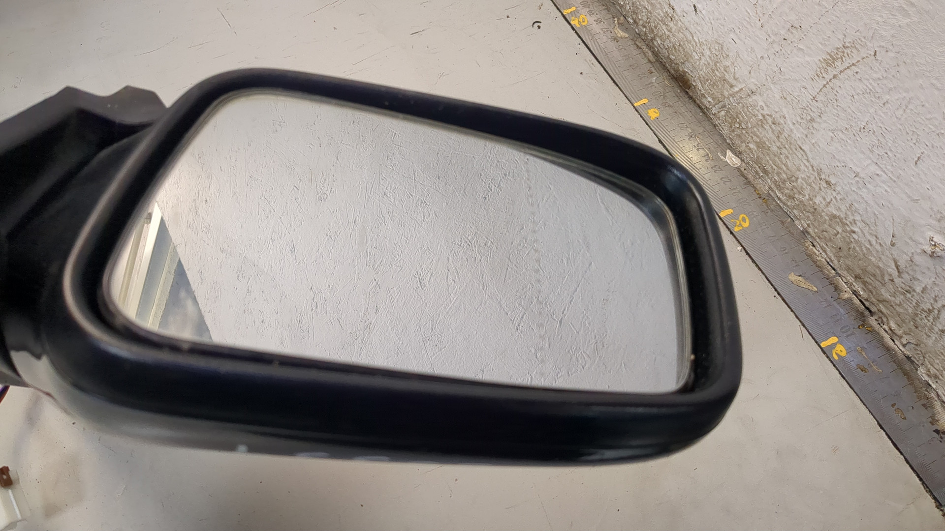 Зеркало левое электрическое