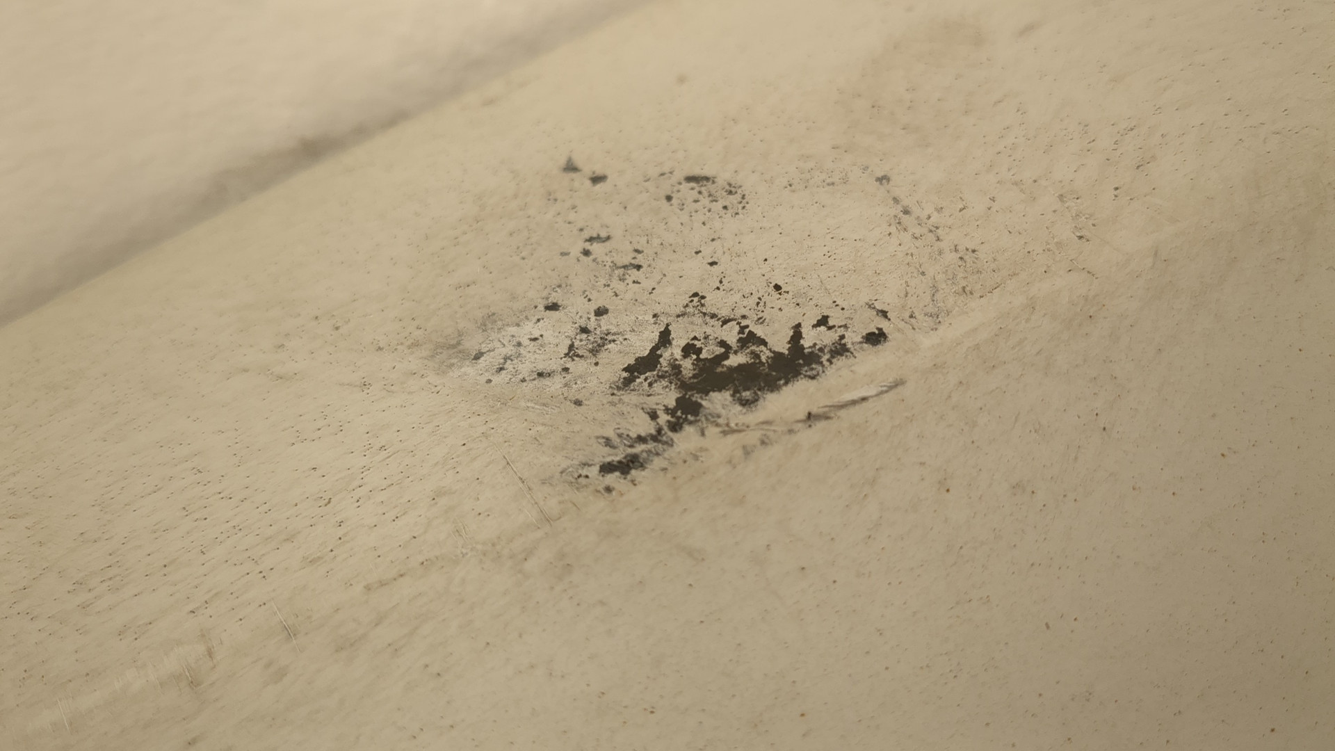 Дверь багажника левая