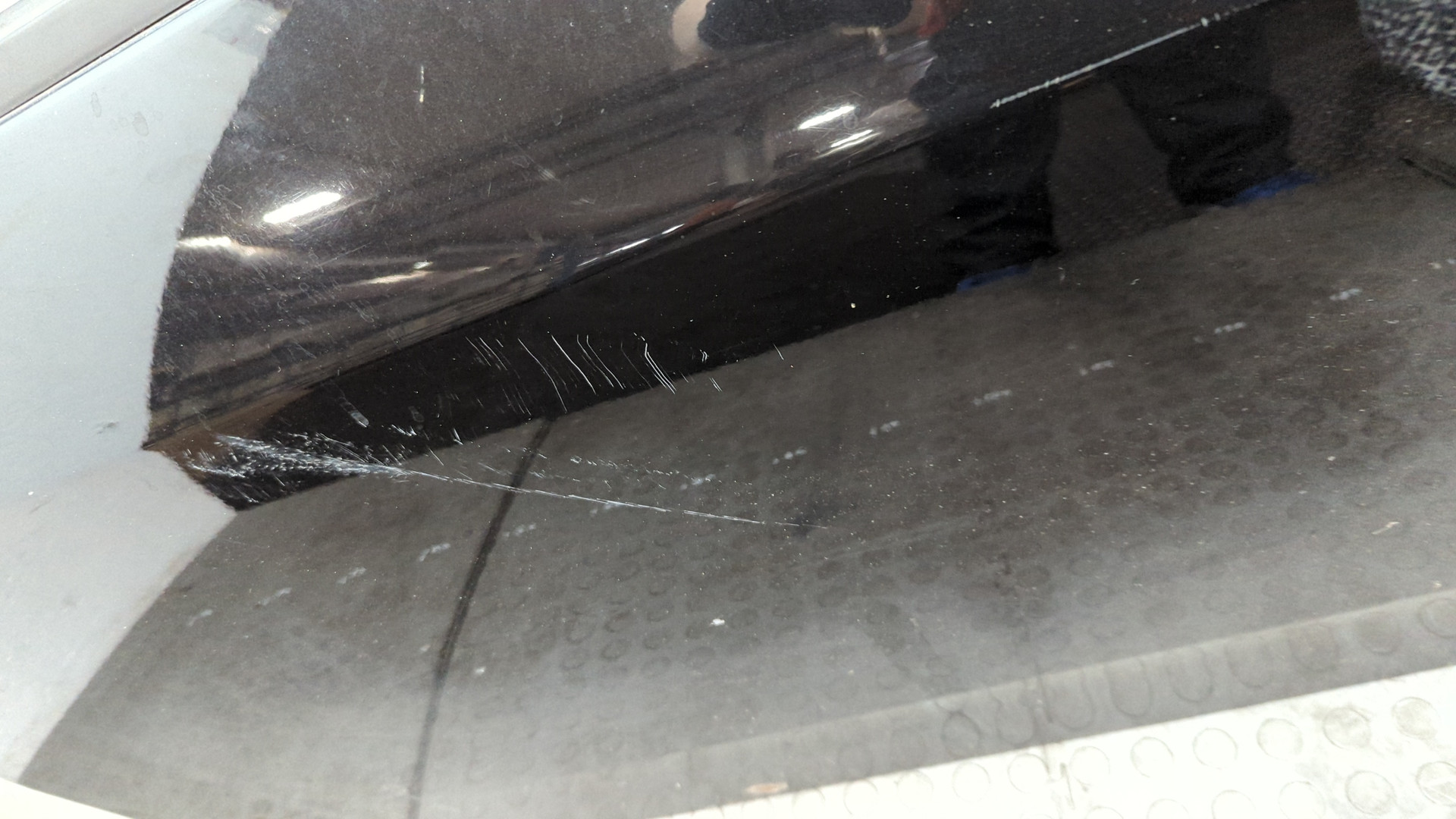 Дверь передняя левая