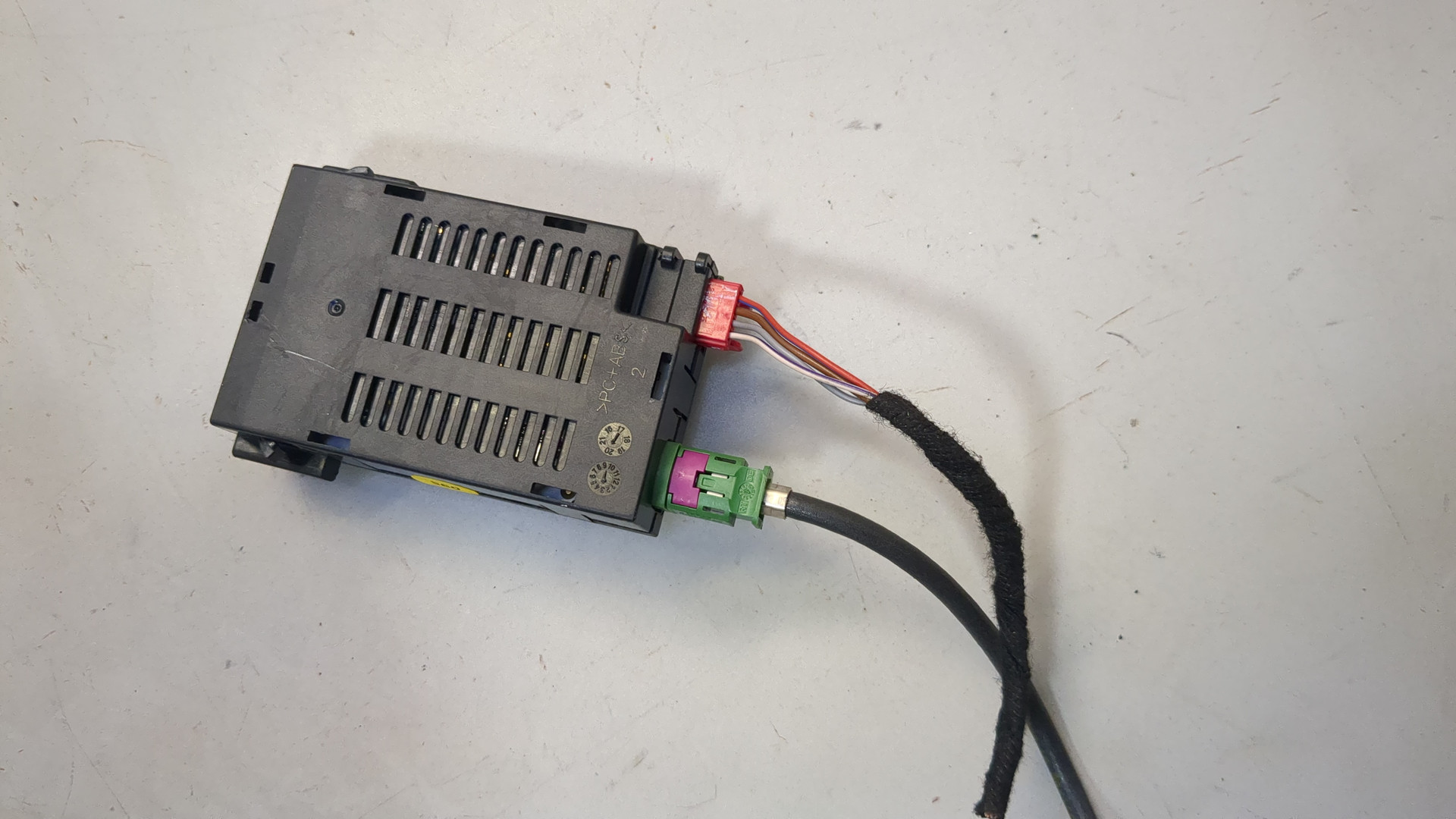 Гнездо AUX / USB IN для Jetta (A7) 2018>