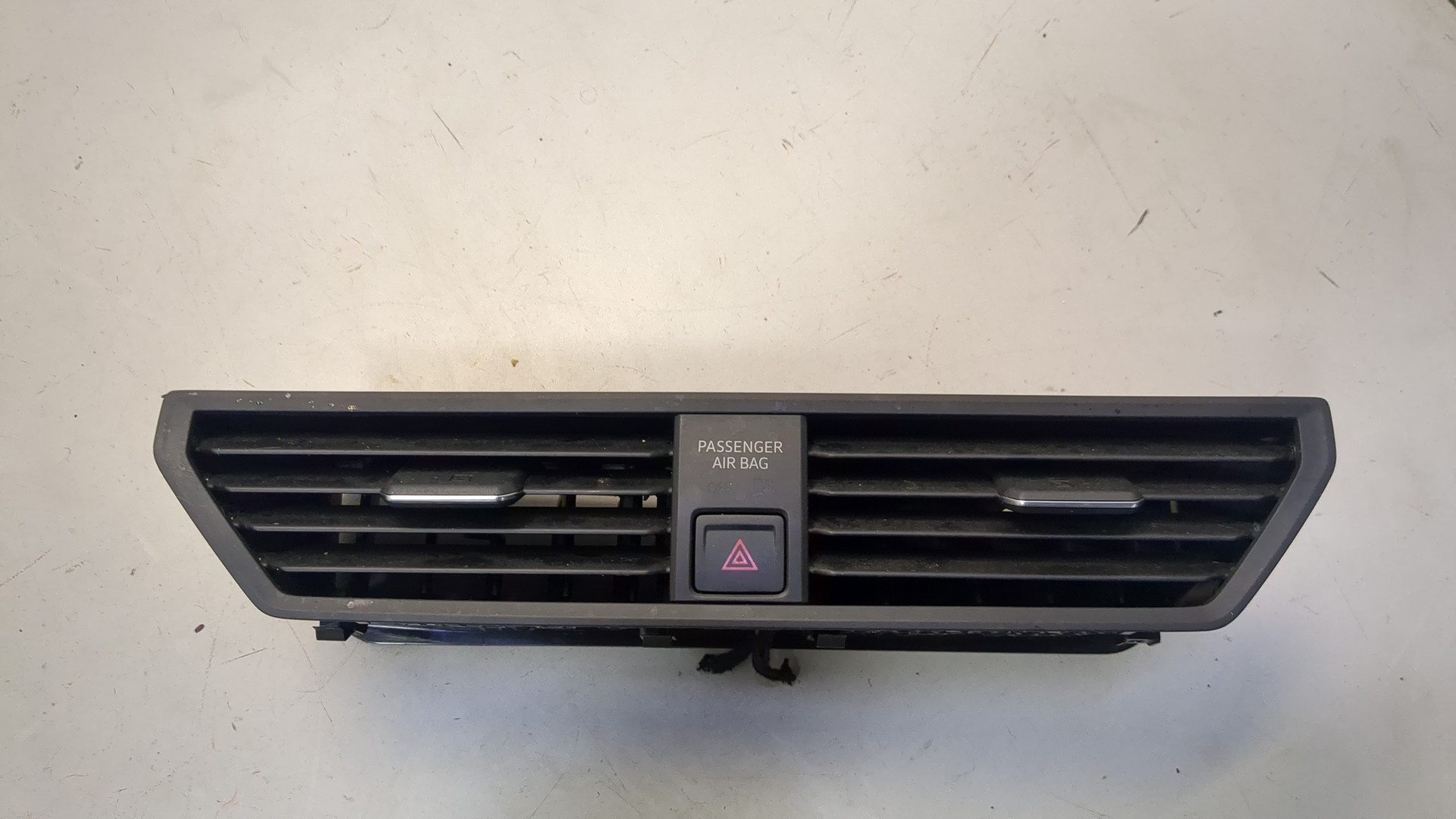 Дефлектор воздушный