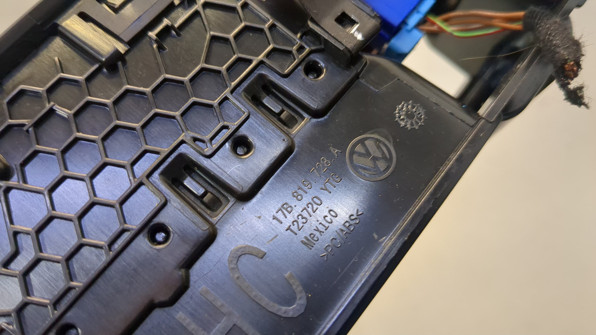 Дефлектор воздушный