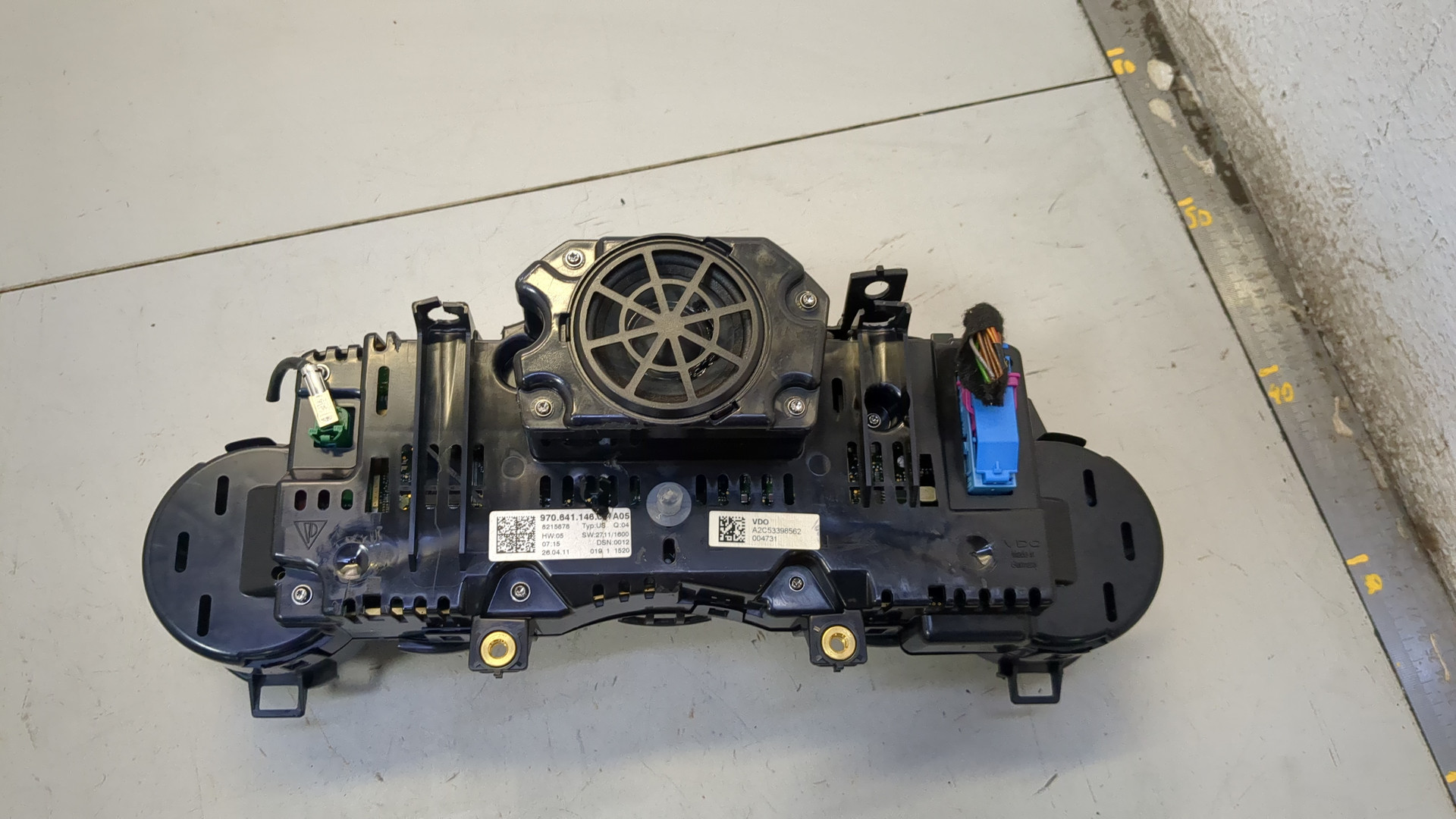 Панель приборов