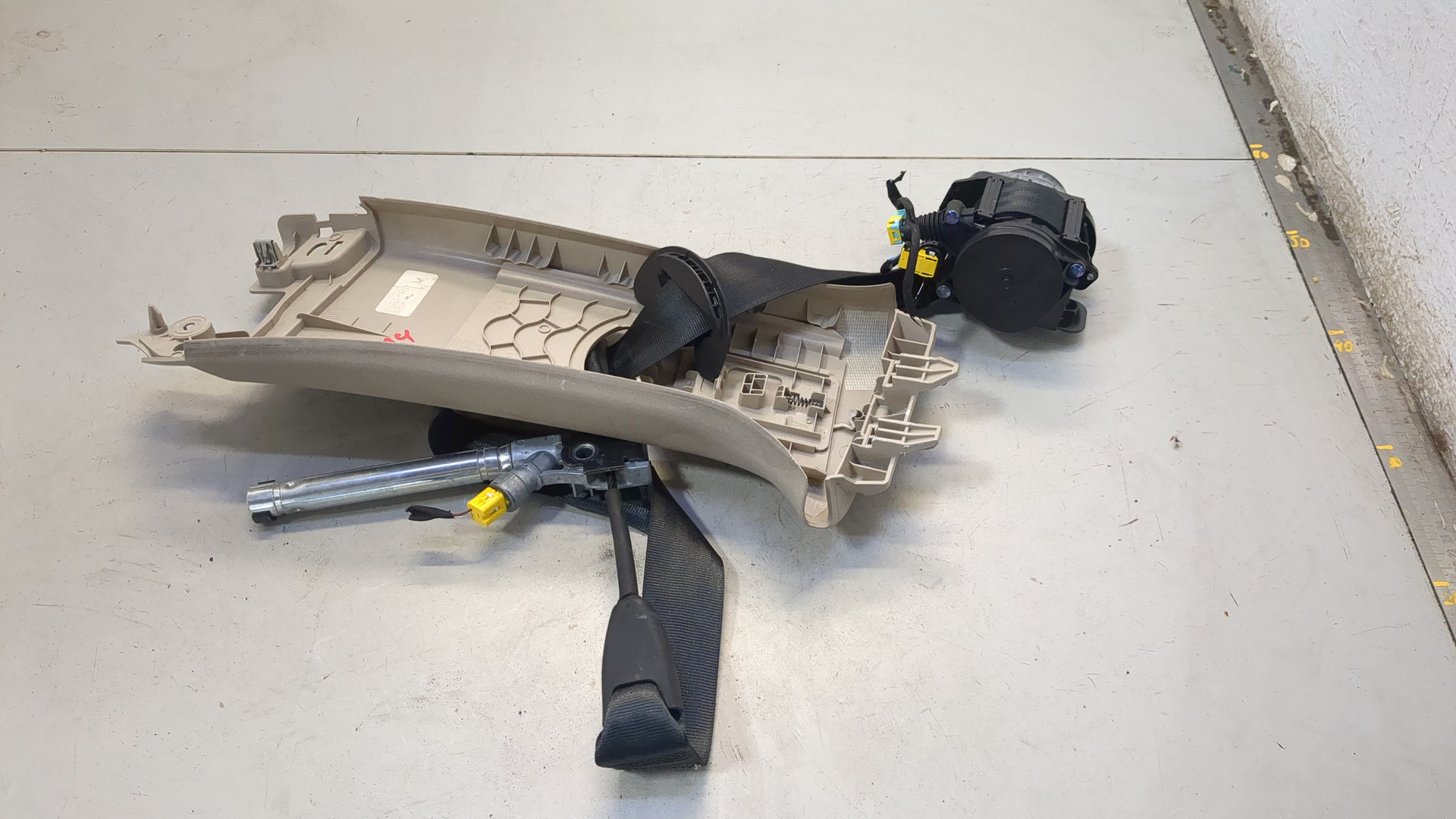 Ремень безопасности