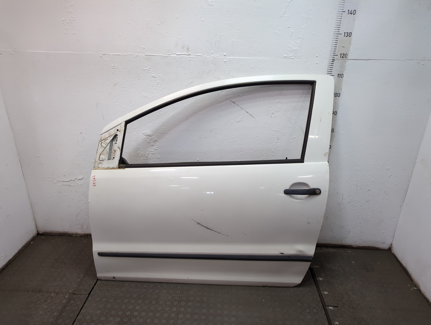 Дверь передняя левая