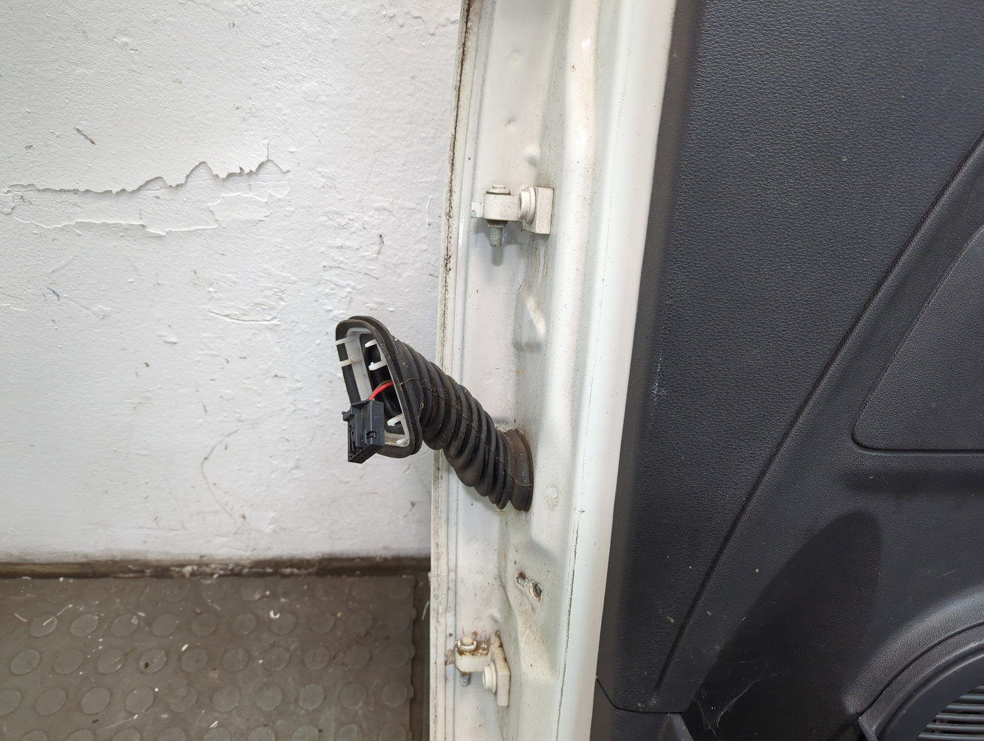 Дверь передняя правая