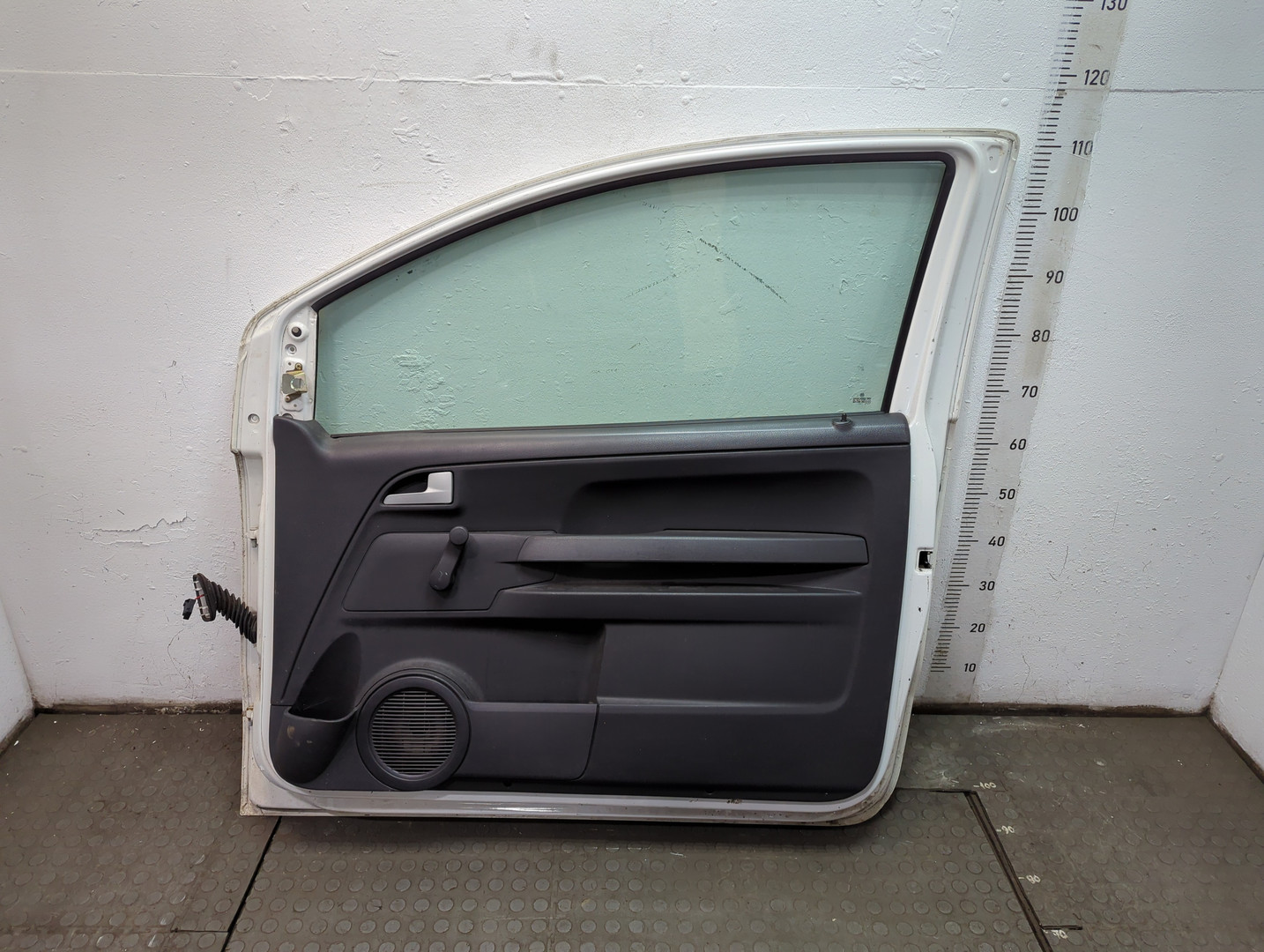 Дверь передняя правая