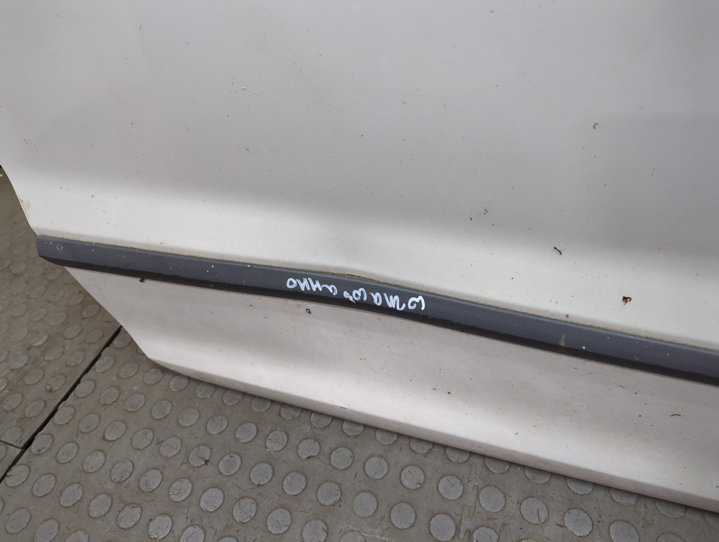 Дверь передняя правая