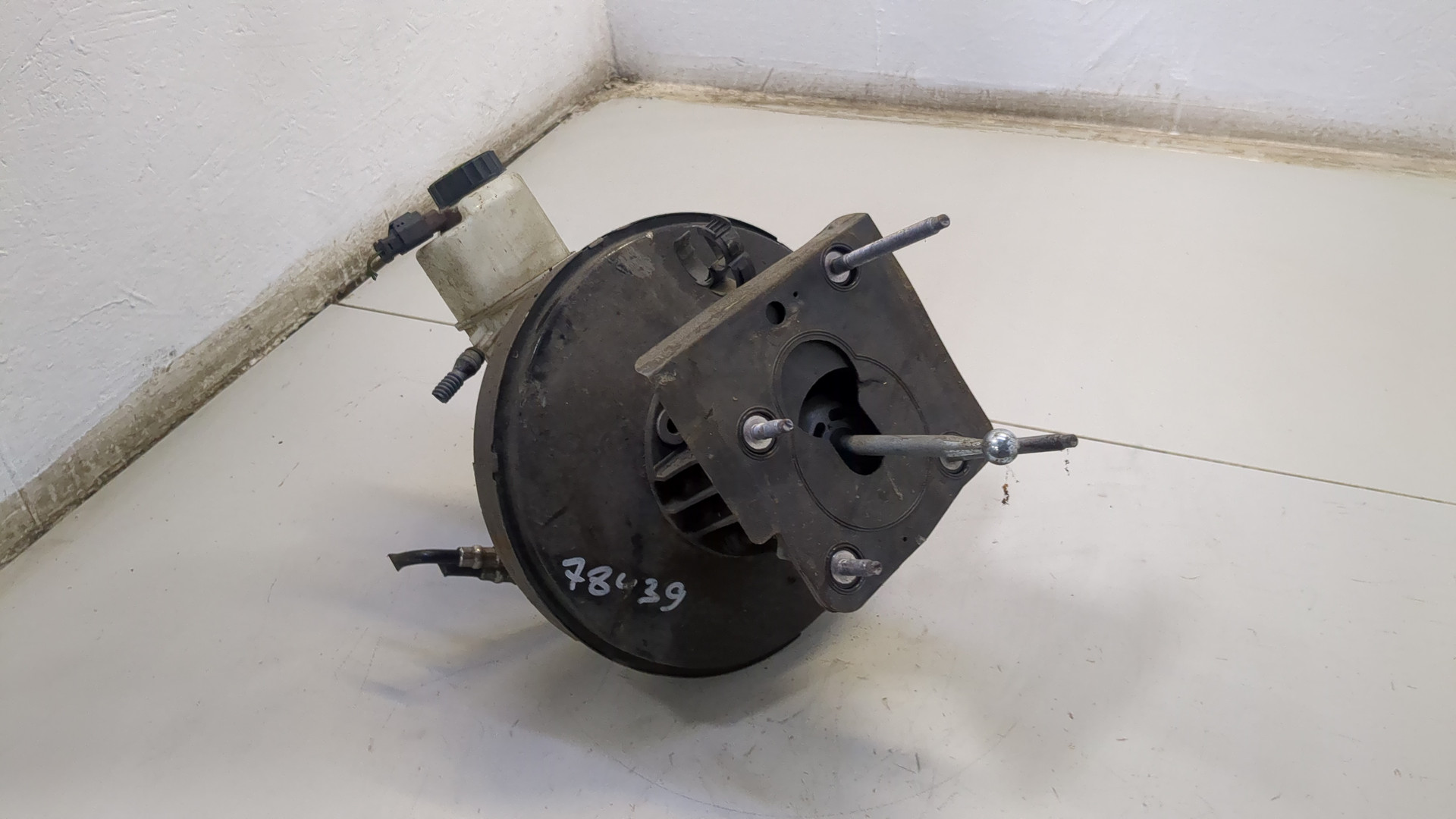 Цилиндр тормозной главный