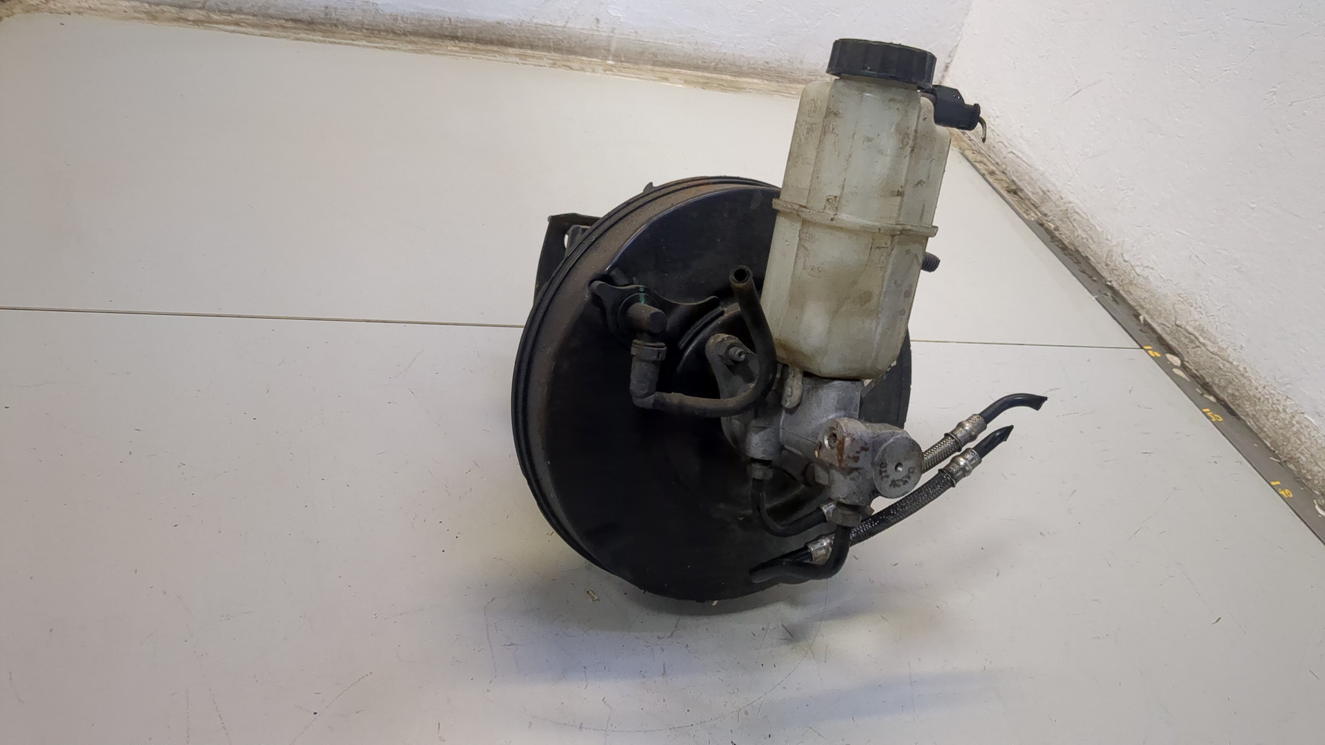 Цилиндр тормозной главный