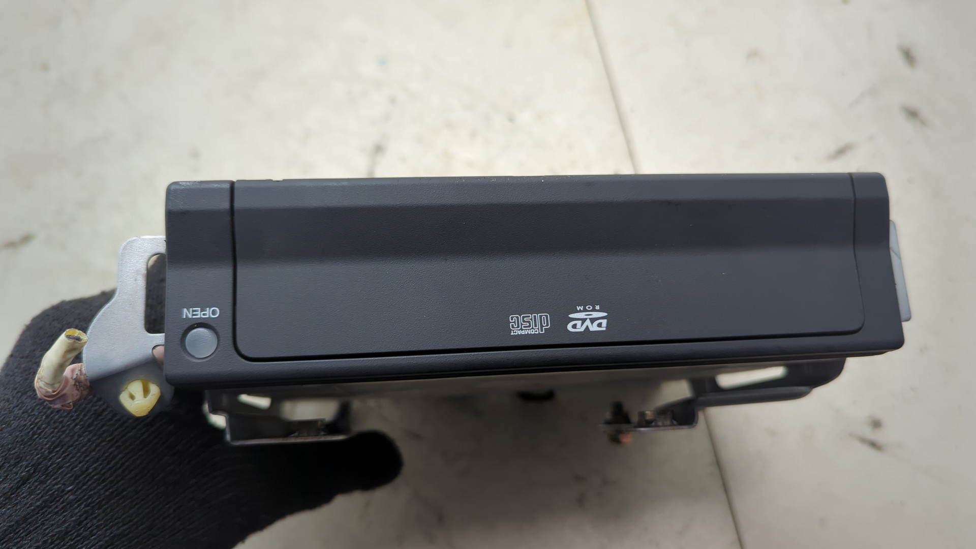 Проигрыватель CD/DVD