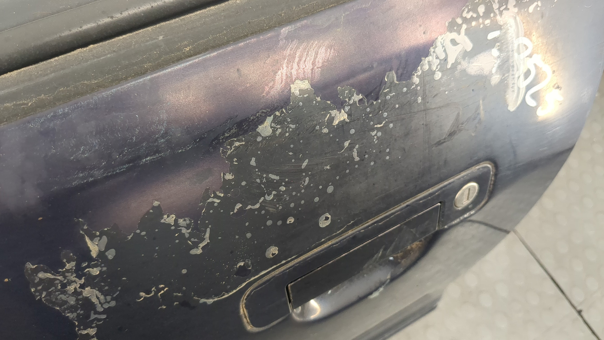 Дверь передняя левая