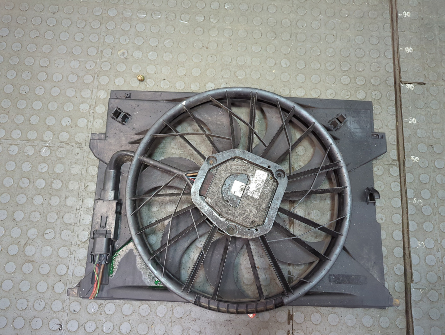 Вентилятор радиатора