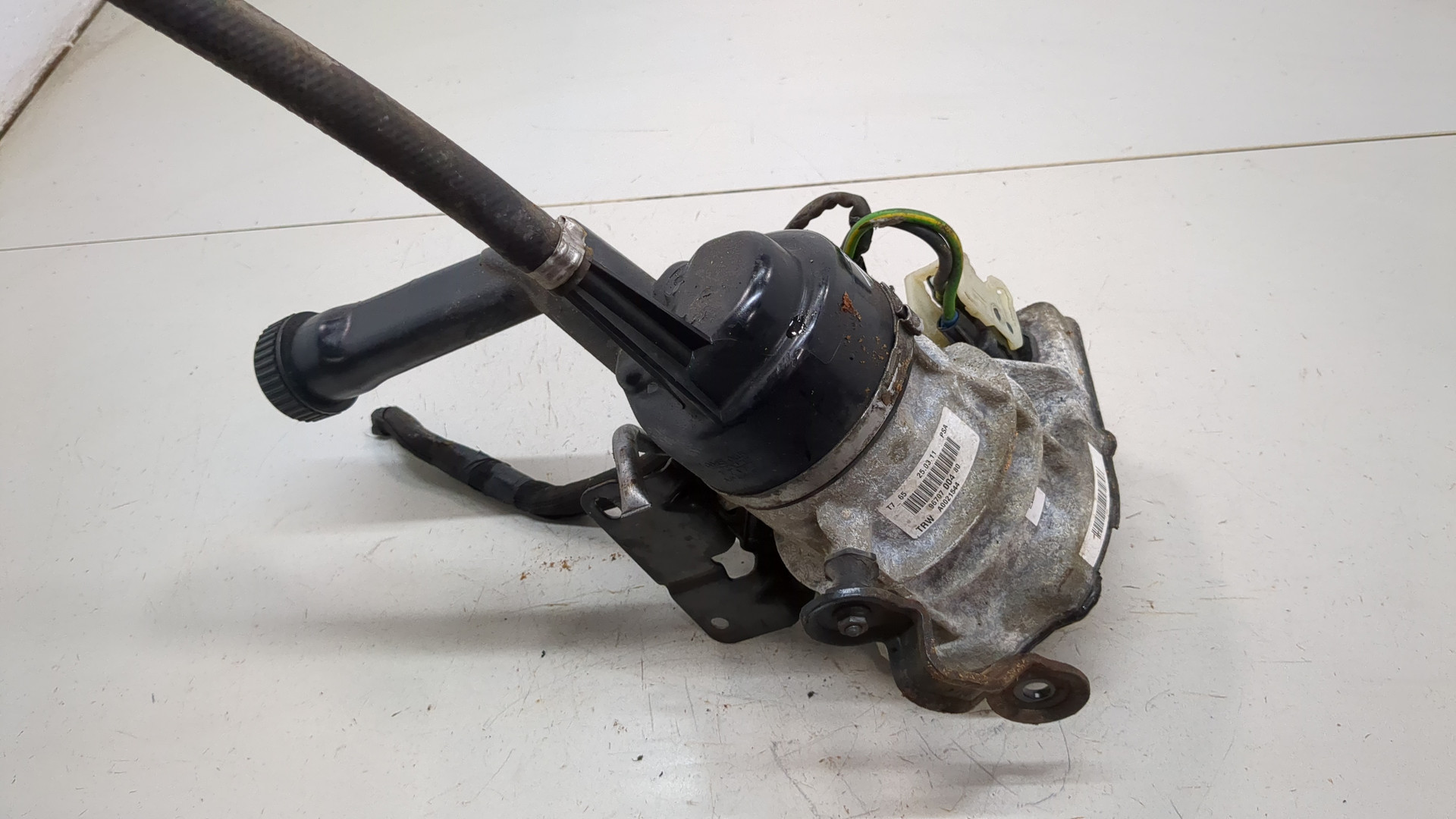 Насос ГУР (гидроусилитель руля)