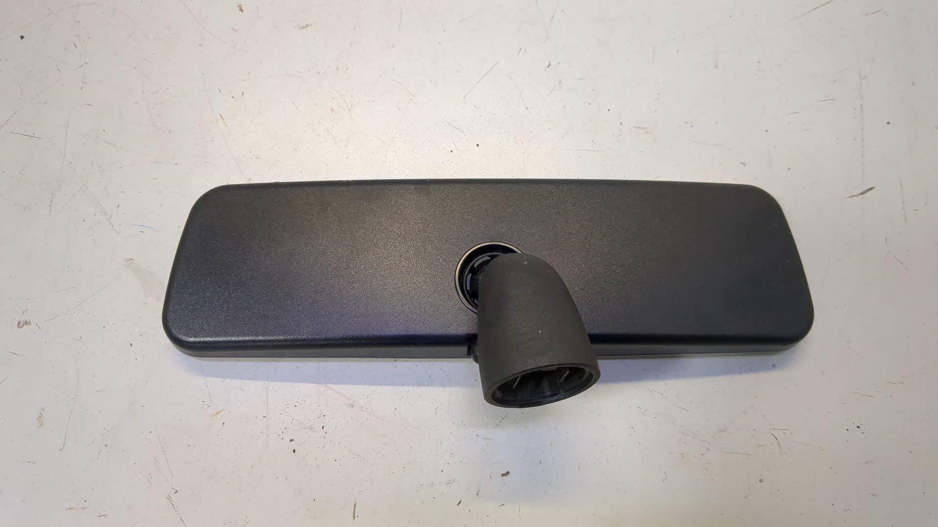 Зеркало заднего вида