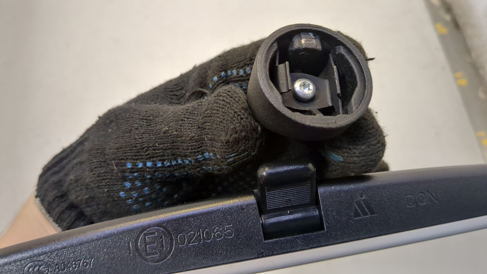 Зеркало заднего вида