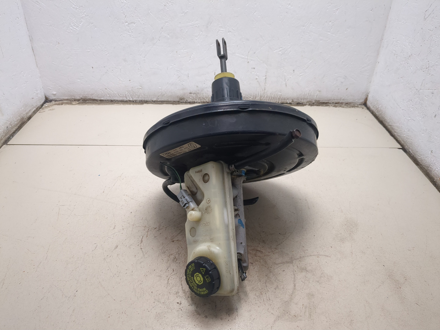 Цилиндр тормозной главный