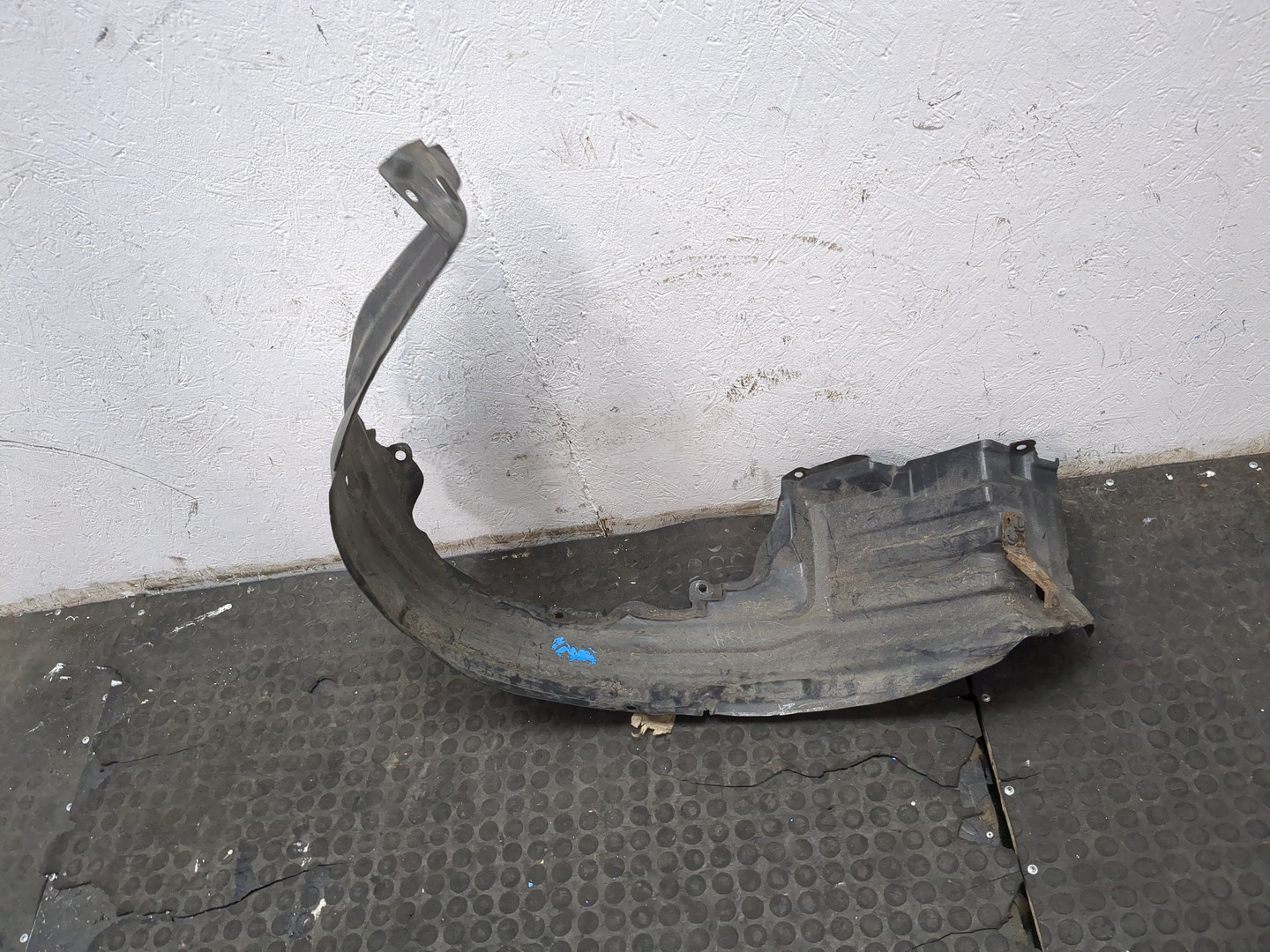 Локер передний левый