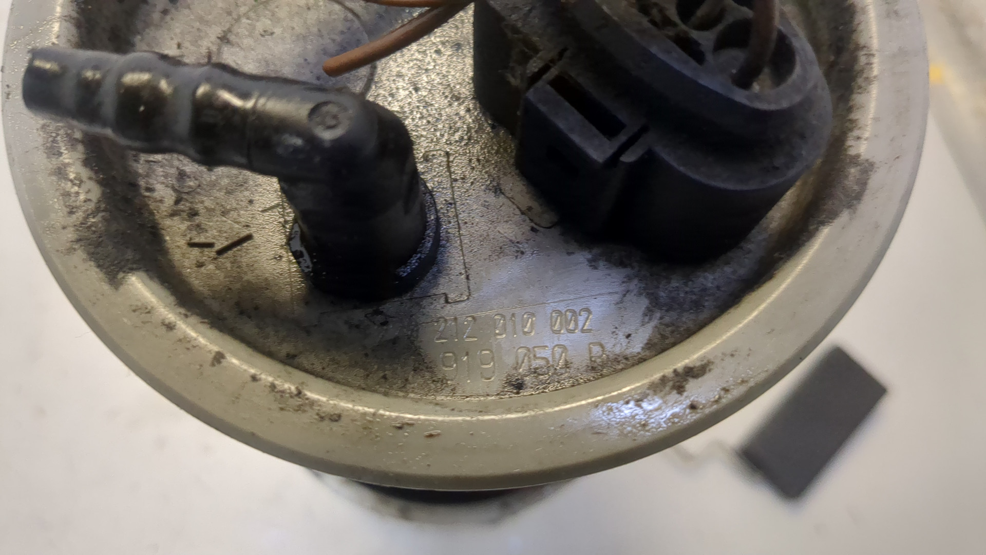 Насос топливный электрический