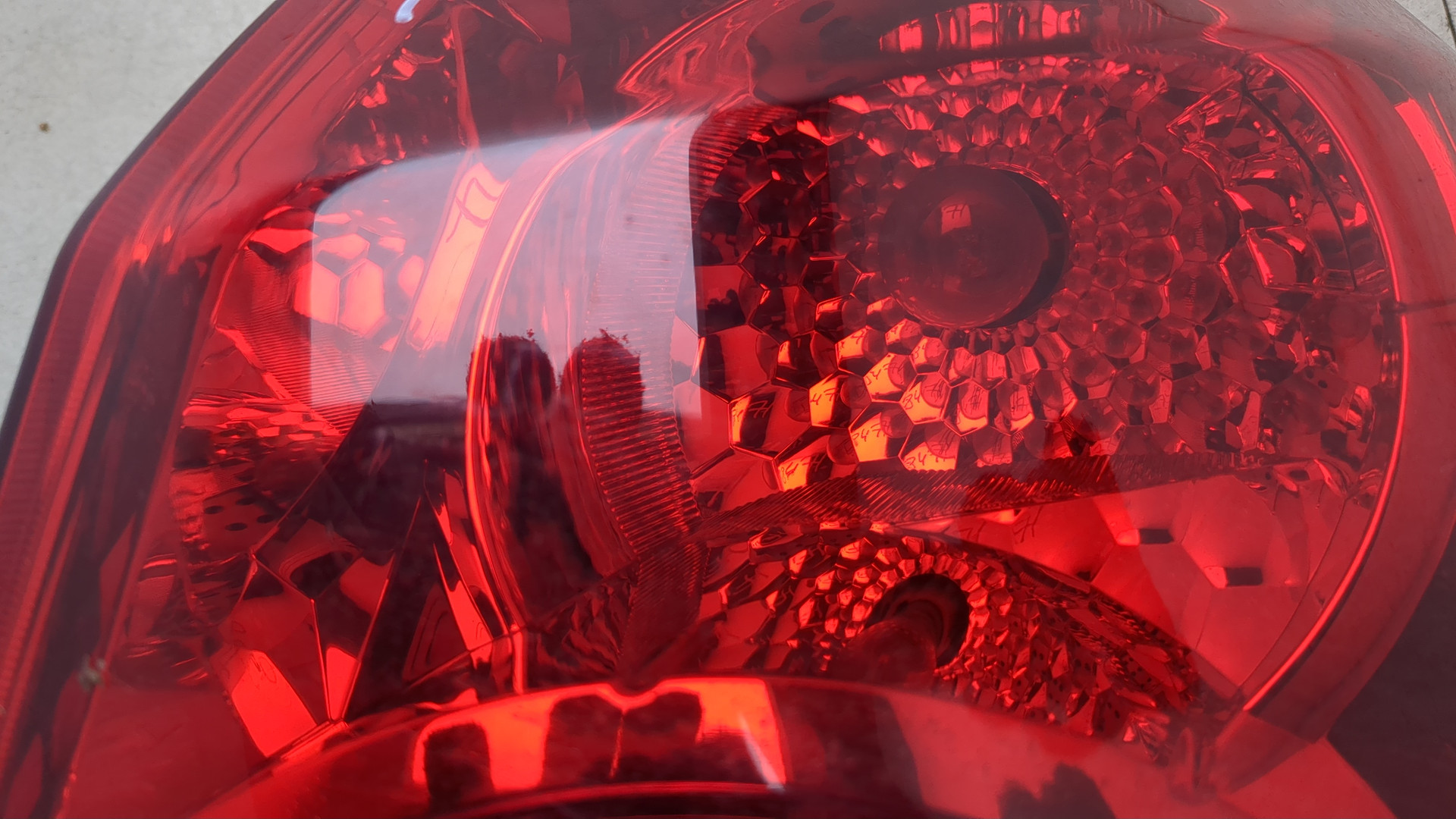 Фонарь задний правый