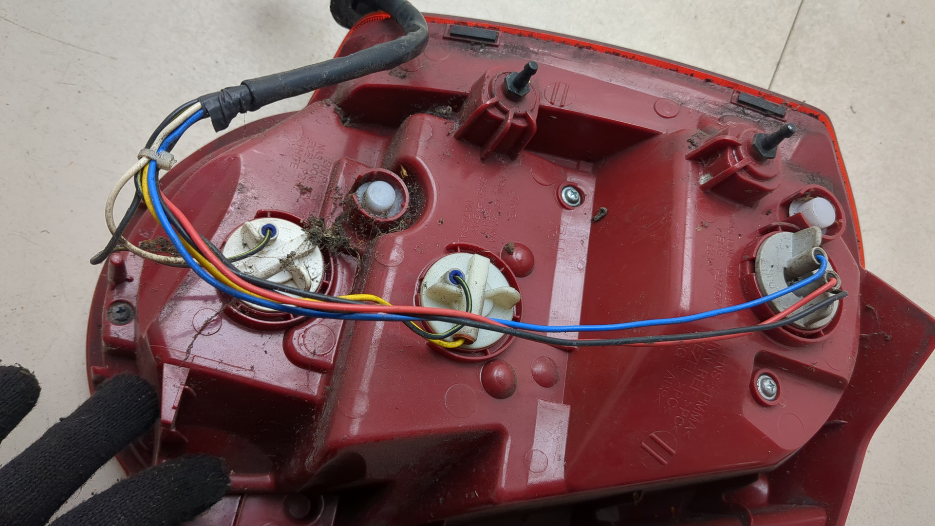 Фонарь задний правый