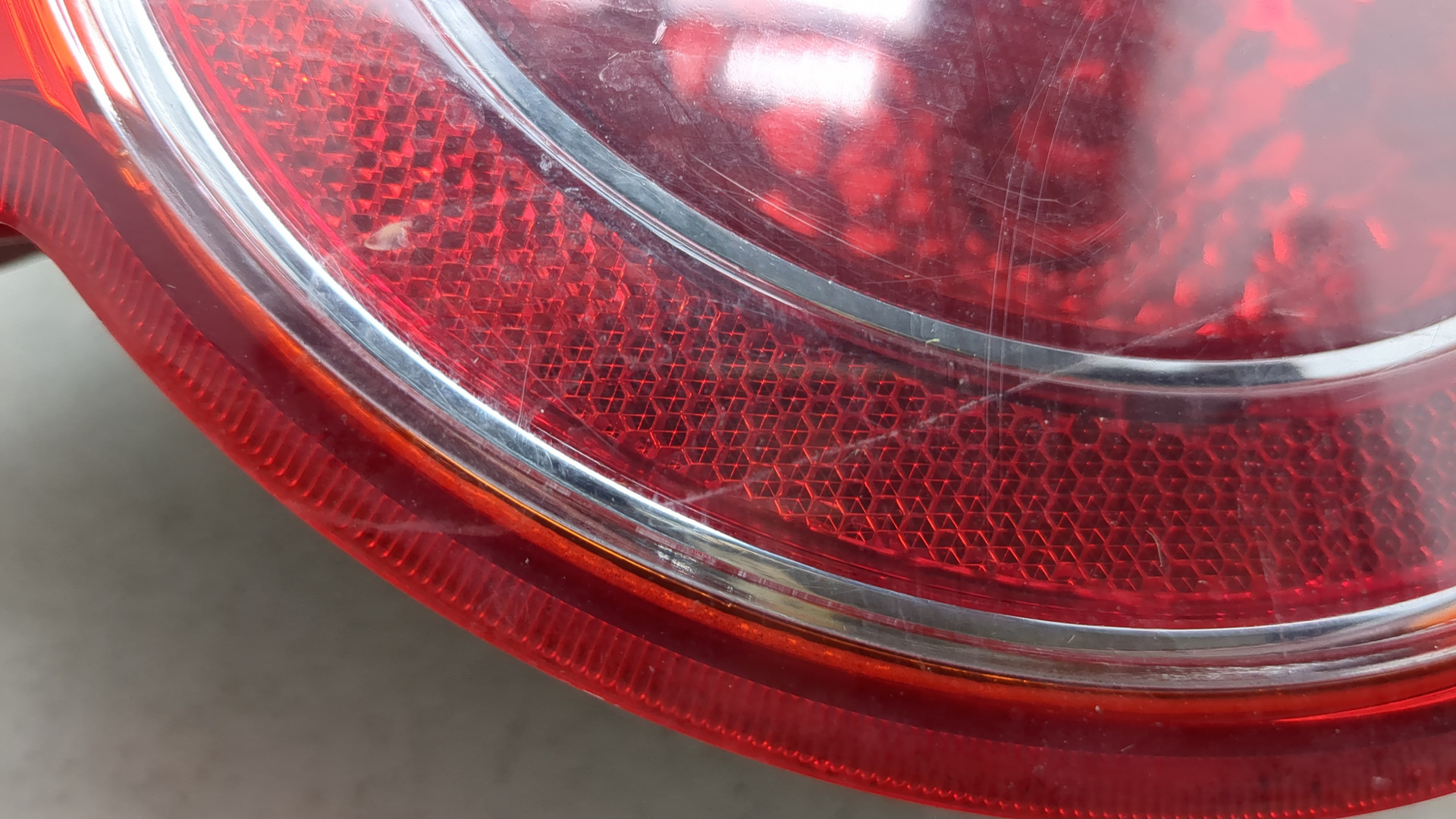 Фонарь задний правый