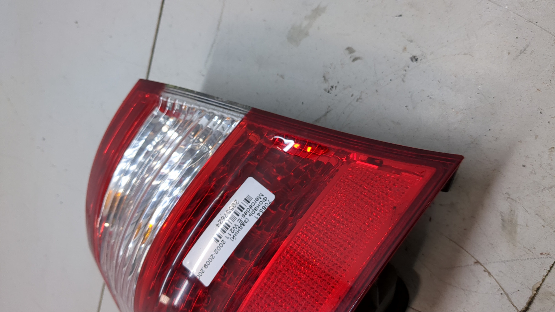 Фонарь задний левый