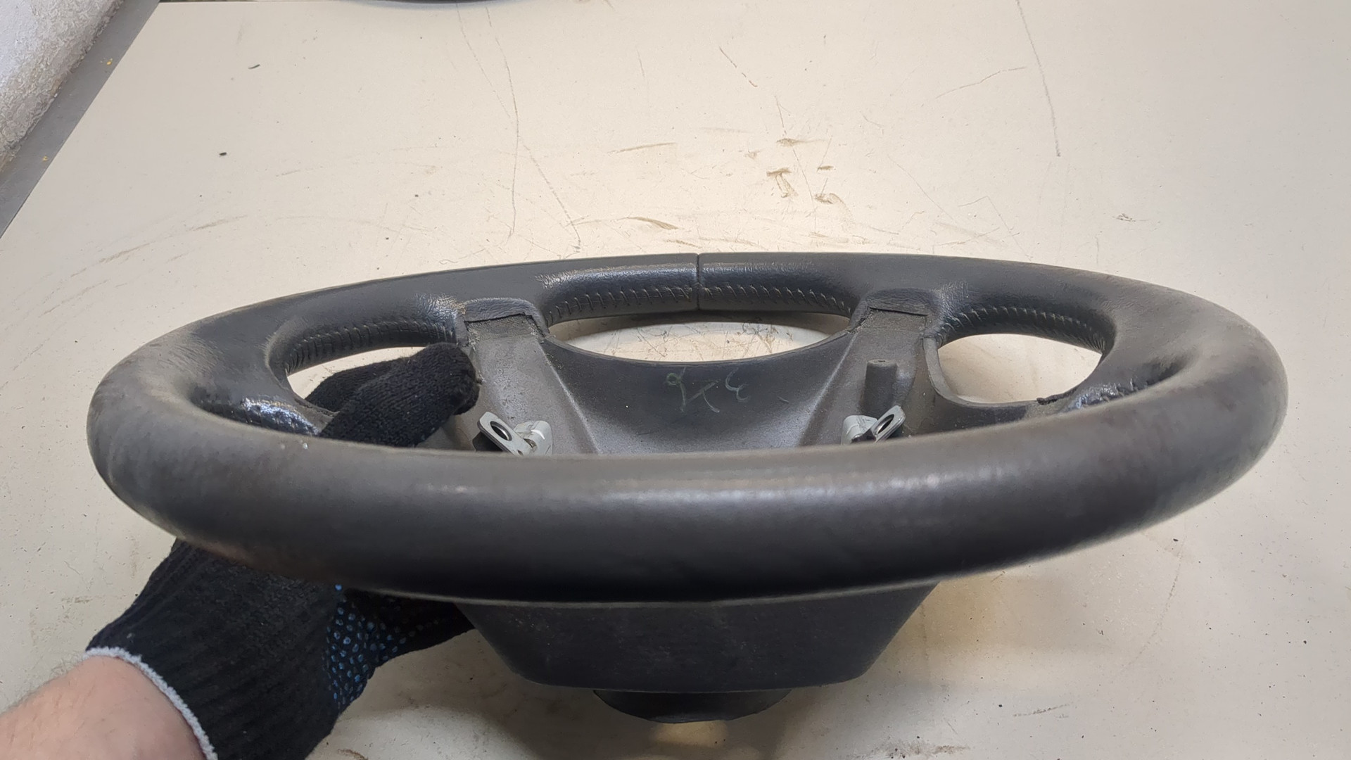 Рулевое колесо (руль)