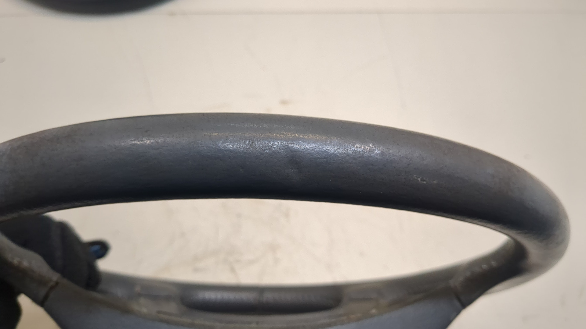 Рулевое колесо (руль)