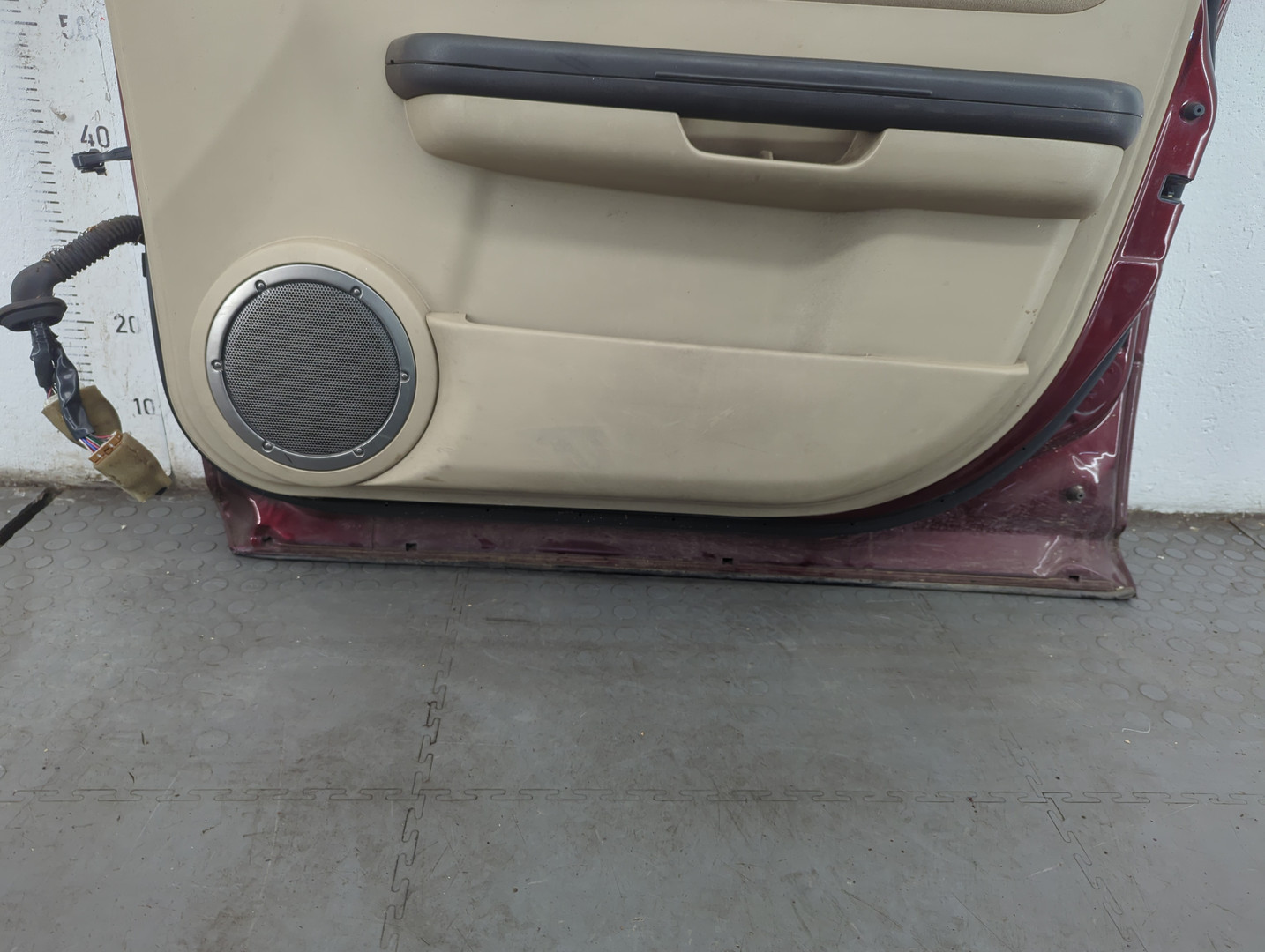 Дверь передняя правая