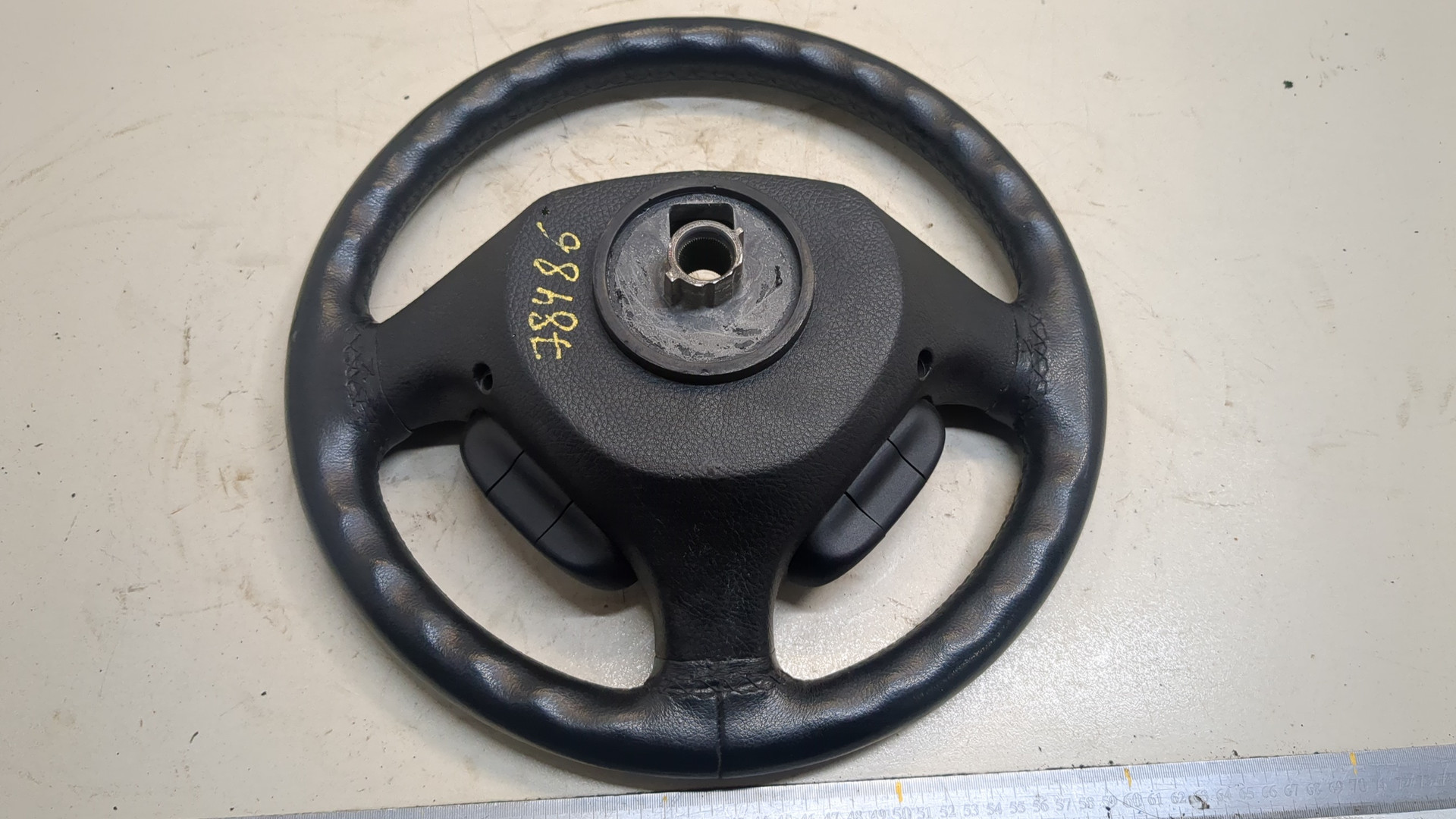 Рулевое колесо (руль)