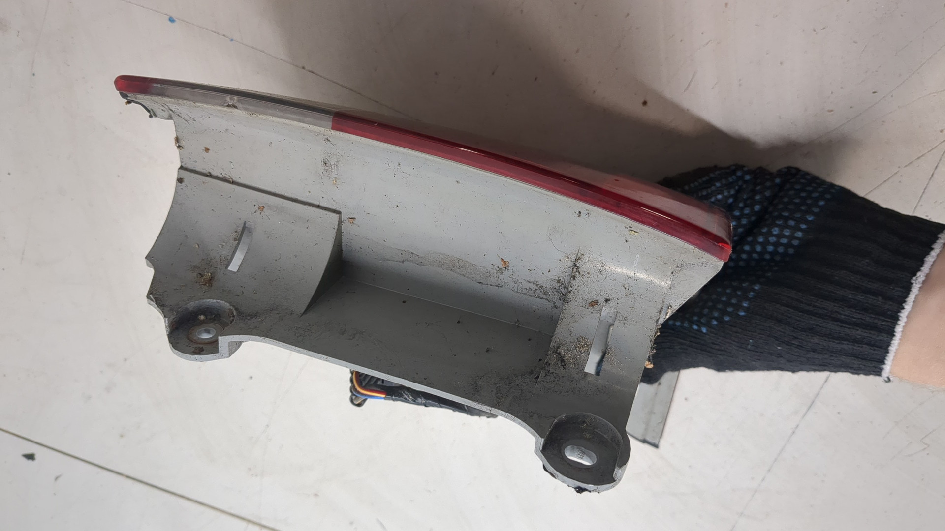 Фонарь задний правый