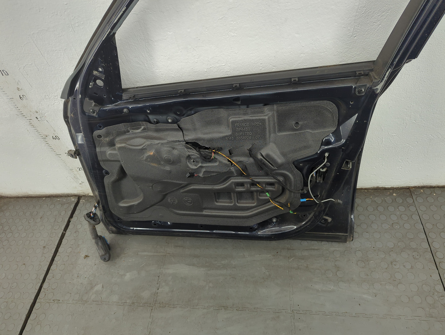 Дверь передняя правая