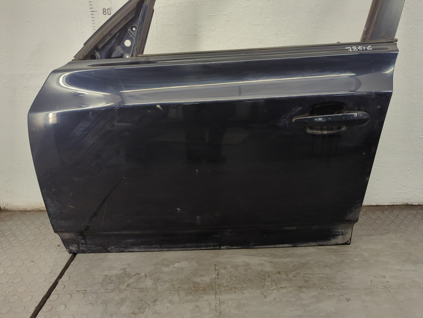 Дверь передняя левая