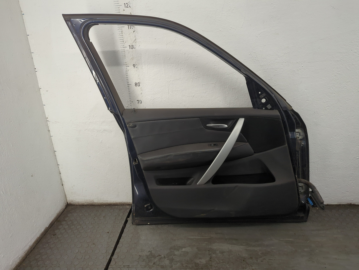 Дверь передняя левая