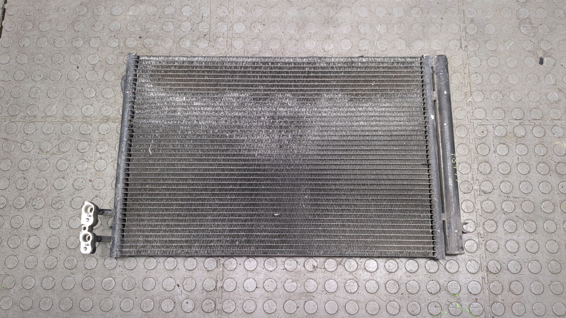 Радиатор кондиционера / конденсер