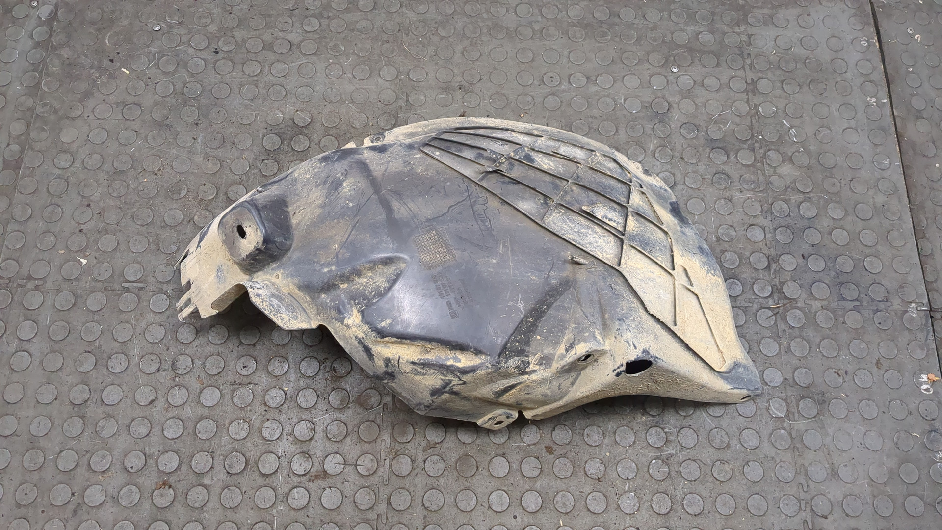 Локер передний левый