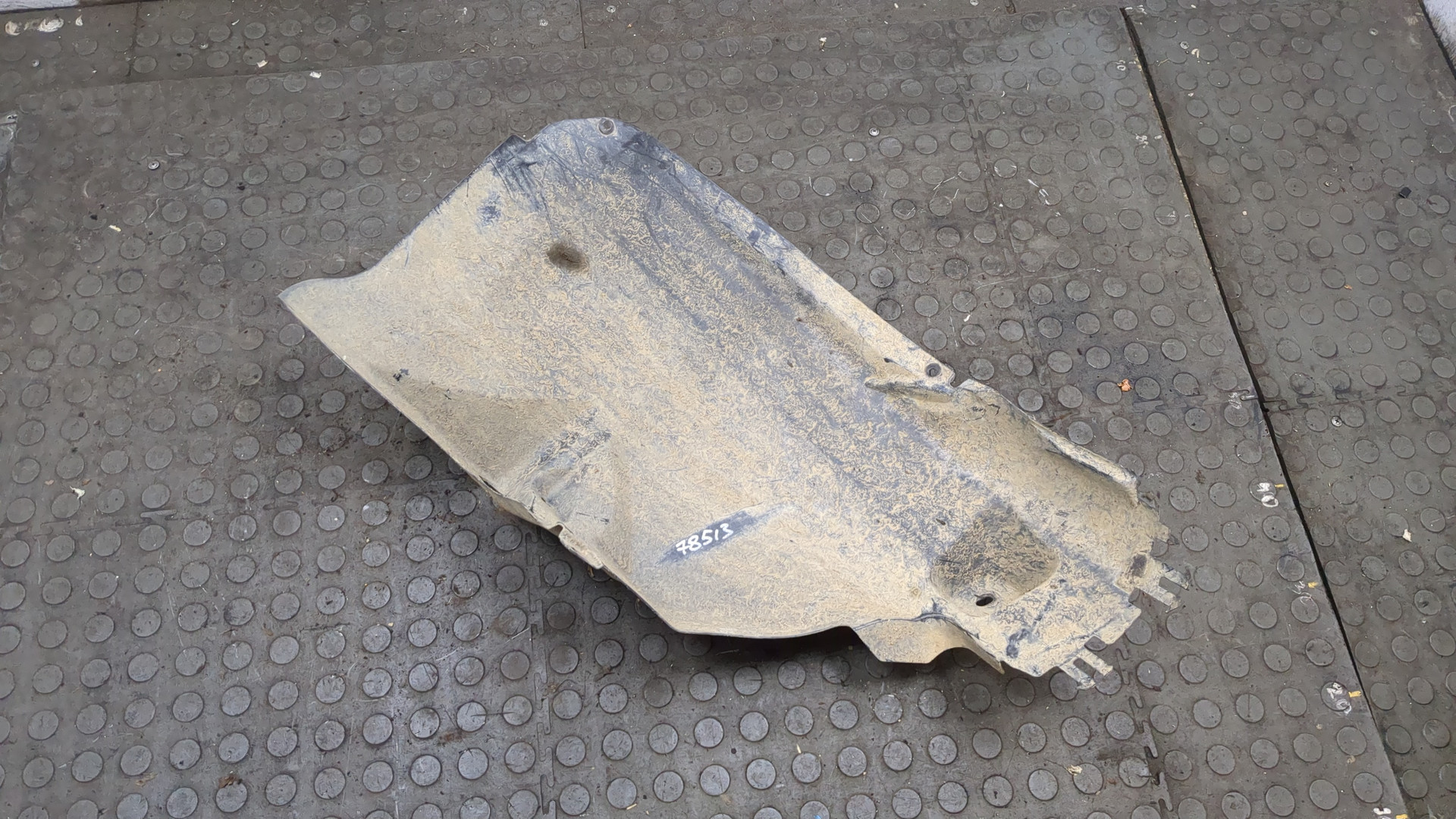 Локер передний левый