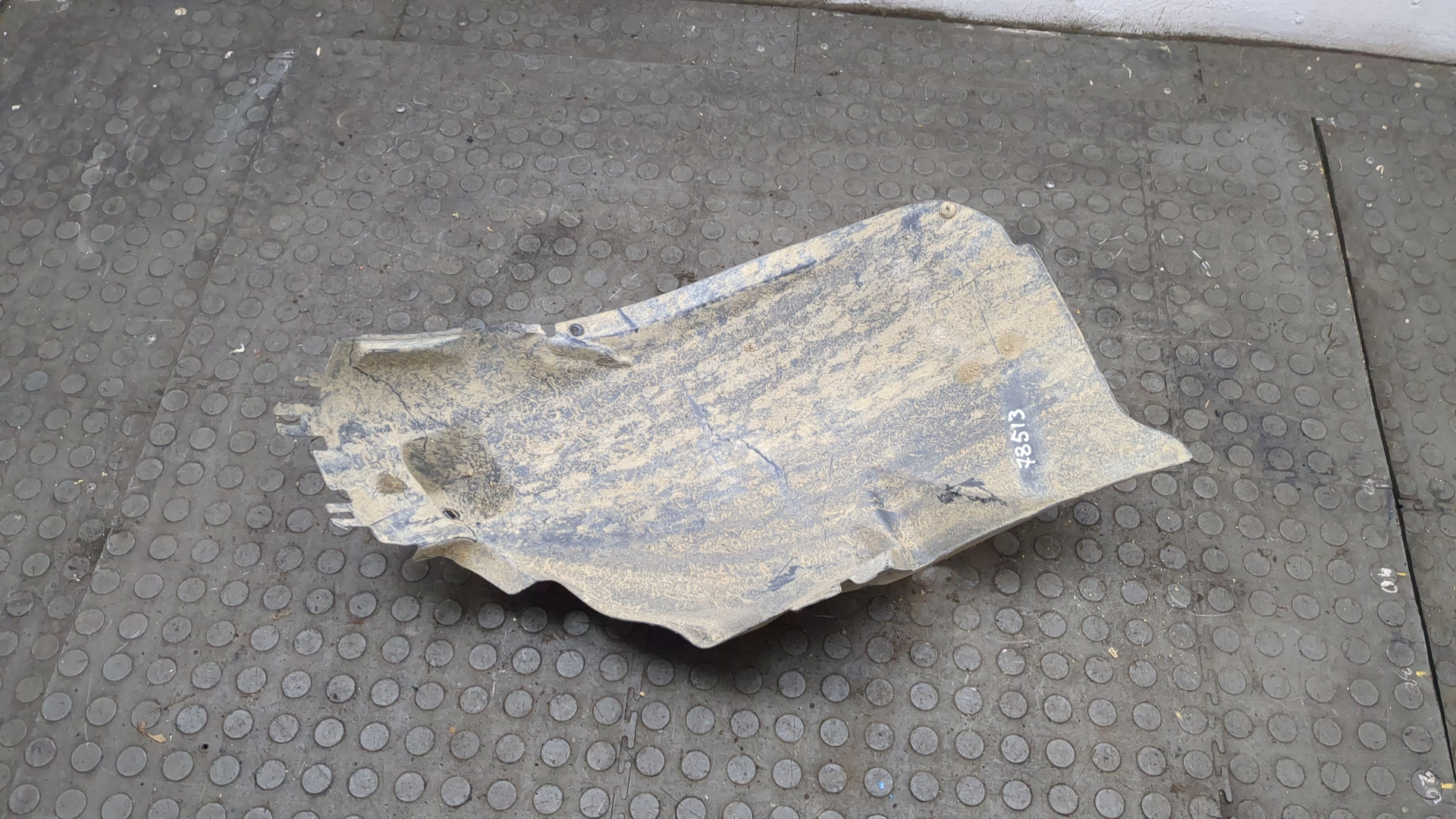 Локер передний правый